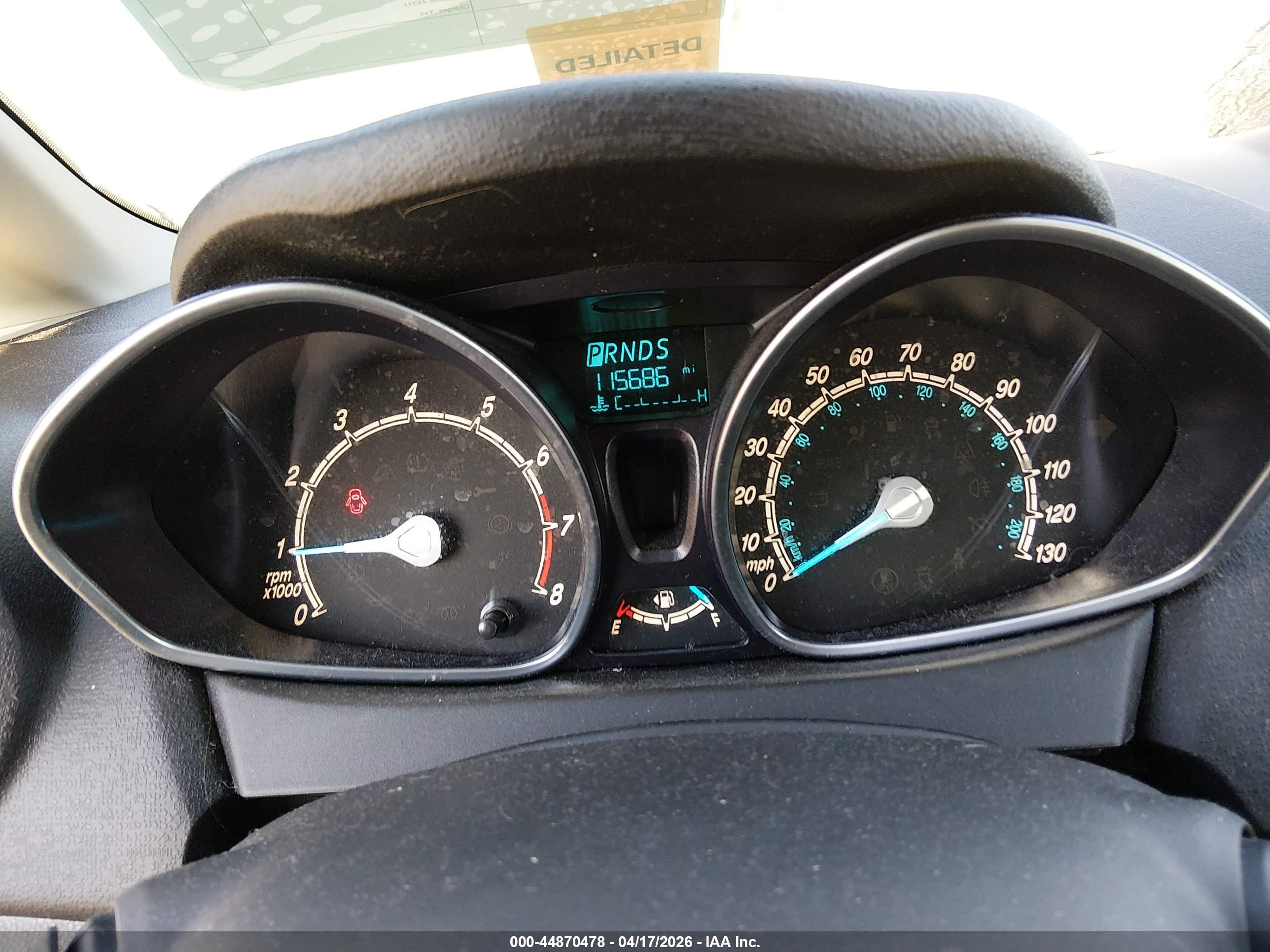 FORD FIESTA image 7