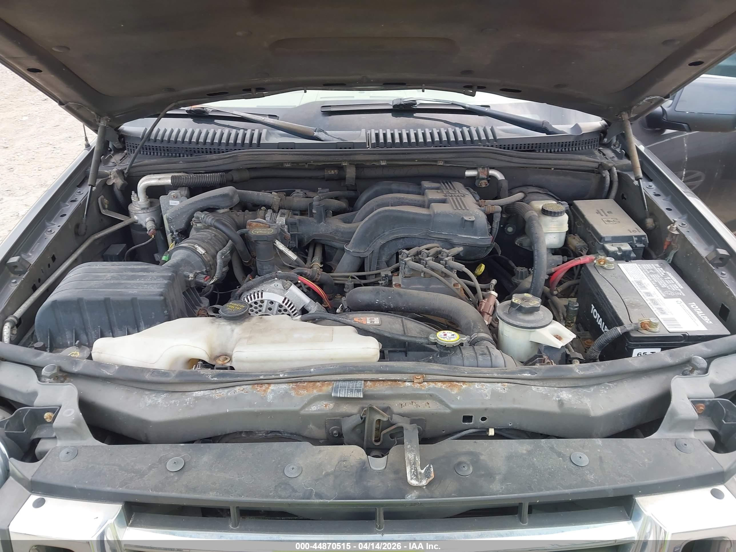 FORD EXPLORER image 10