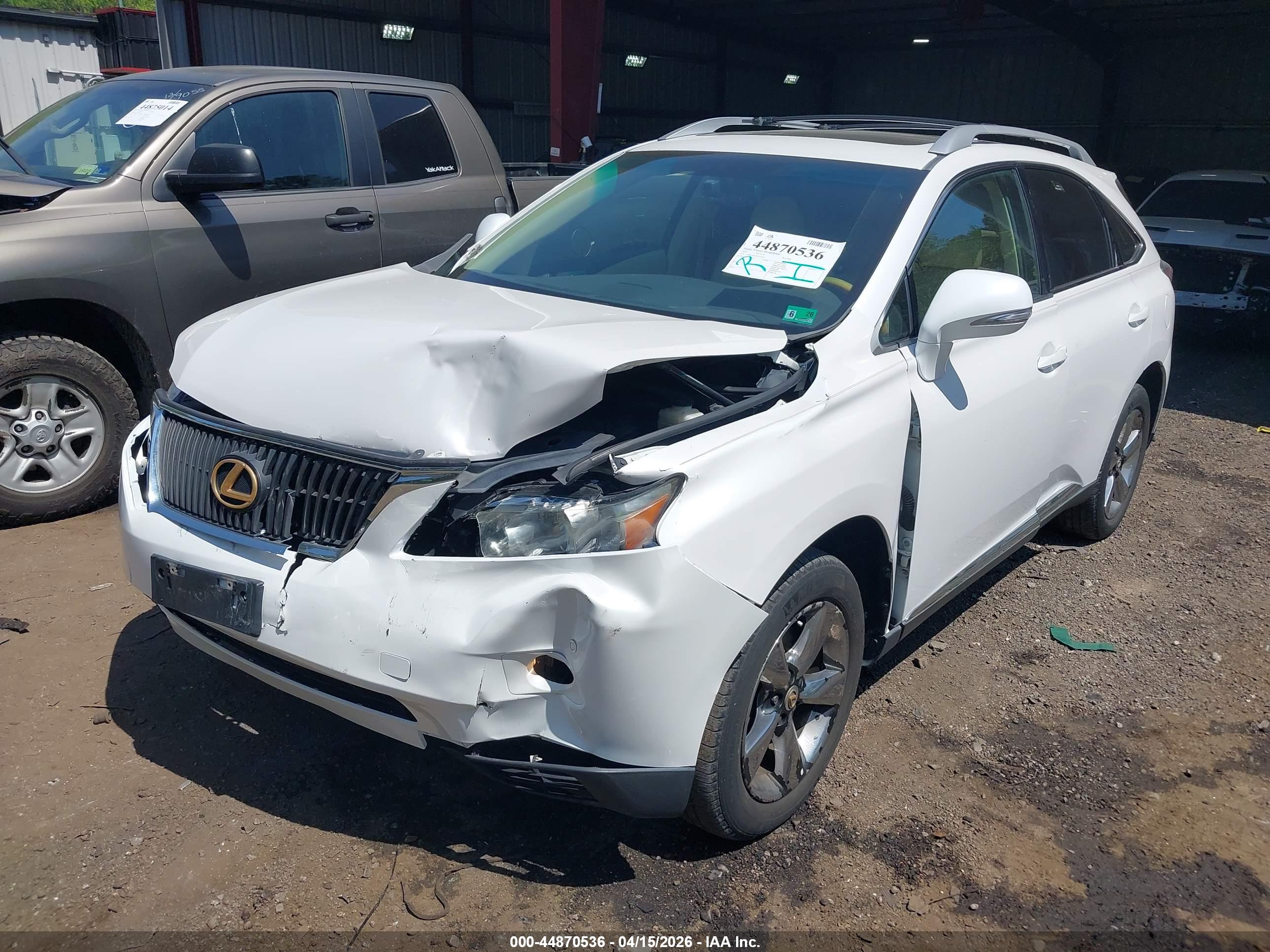 LEXUS RX image 2