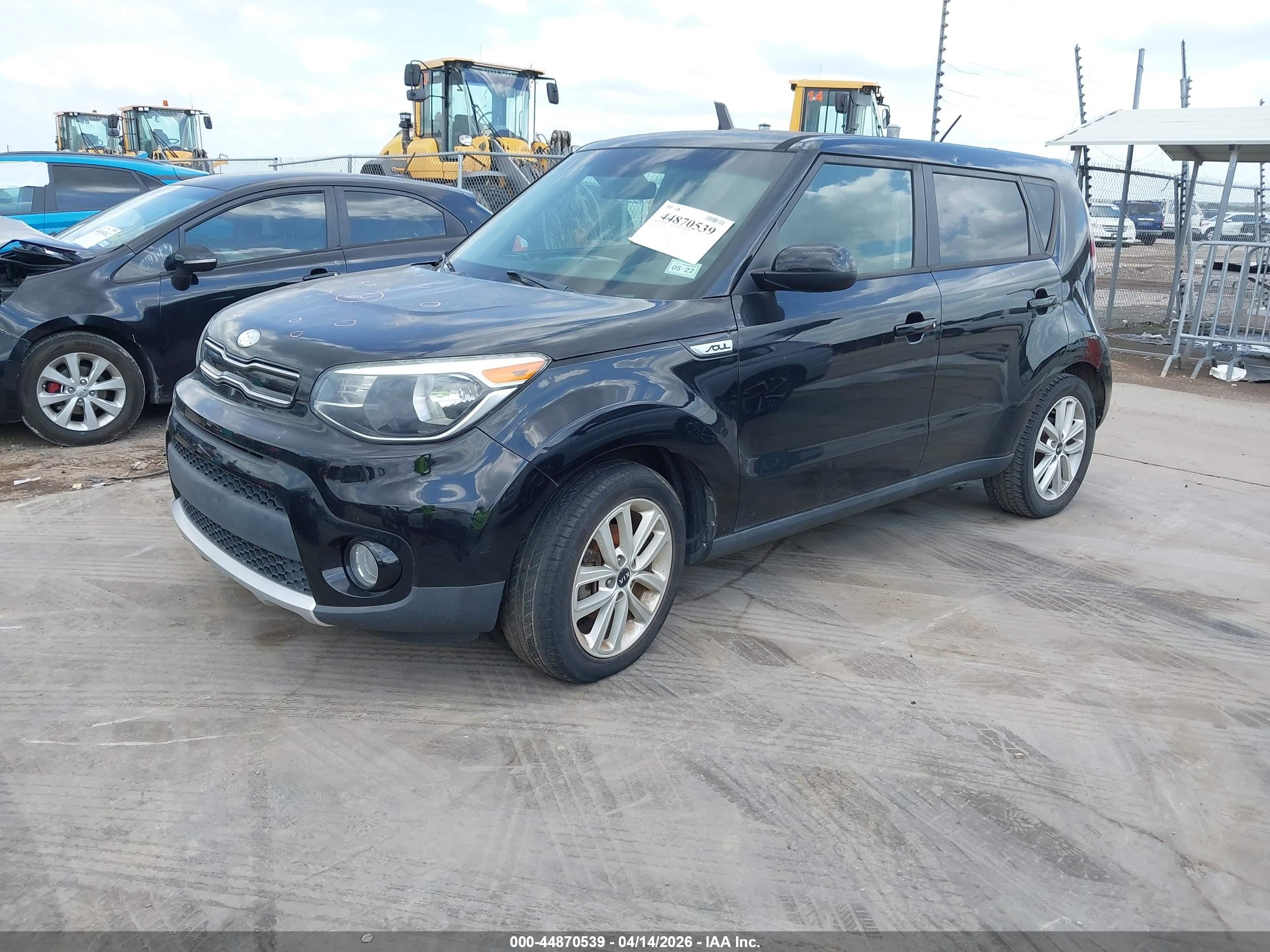 KIA SOUL image 2