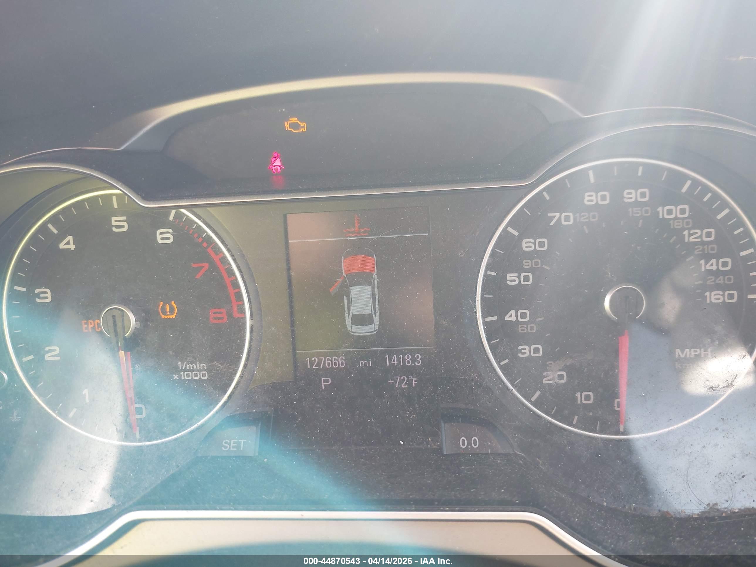 AUDI A4 image 7