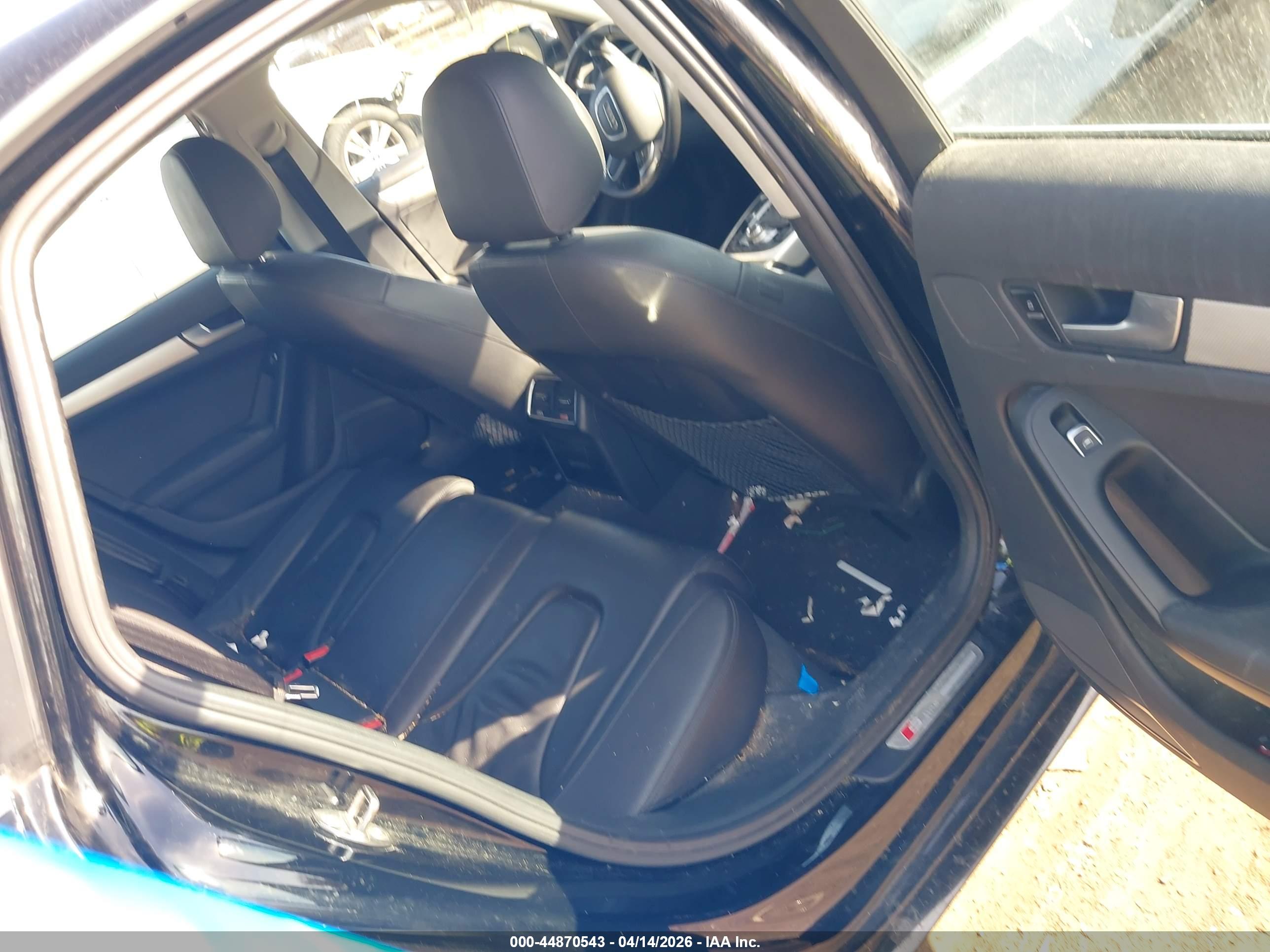 AUDI A4 image 8