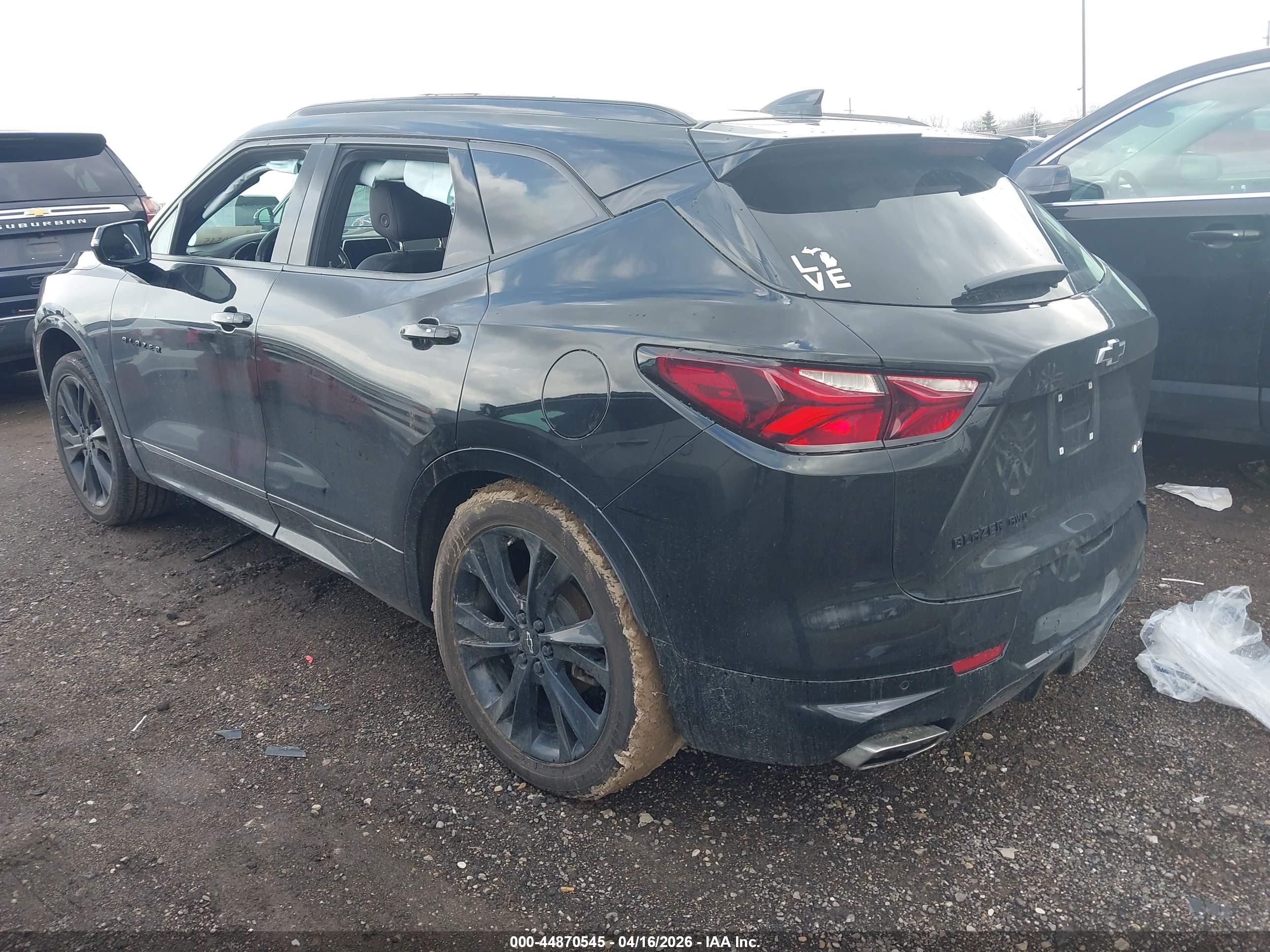CHEVROLET BLAZER image 3