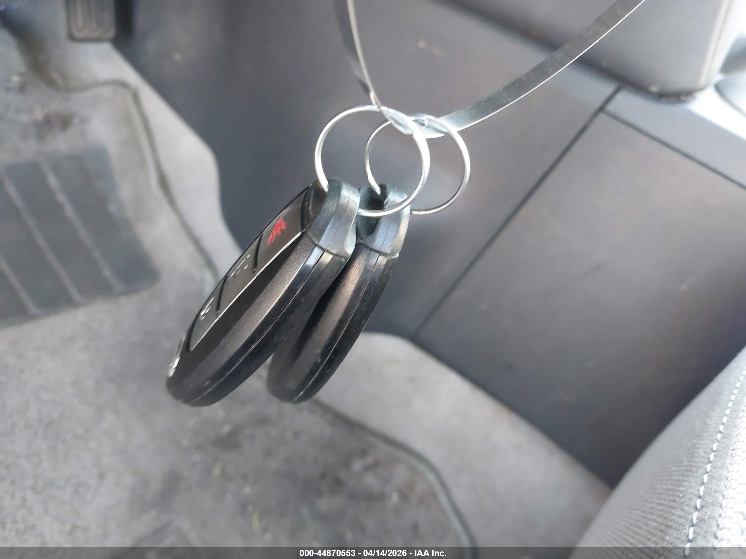 NISSAN ROGUE image 11
