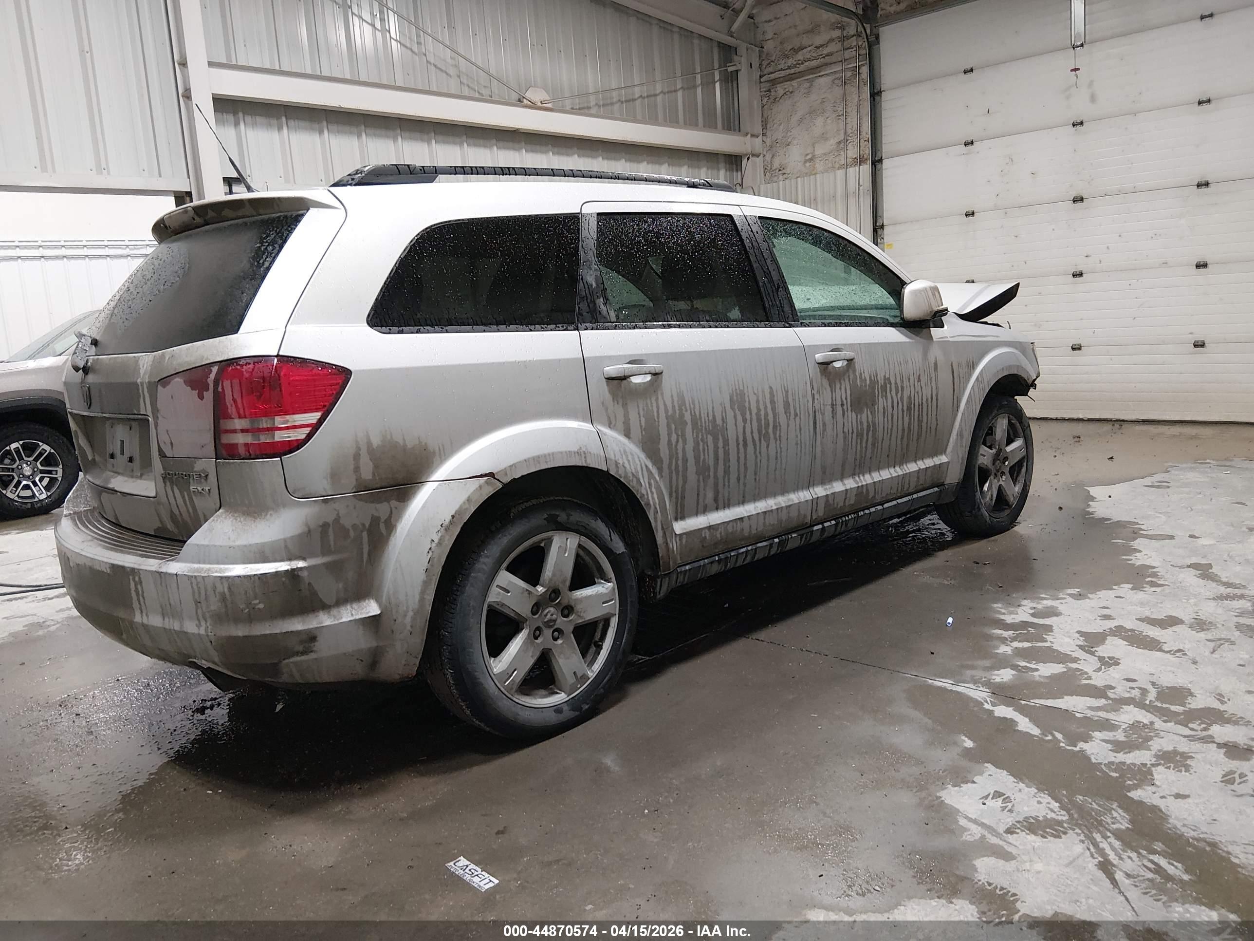 DODGE JOURNEY image 4
