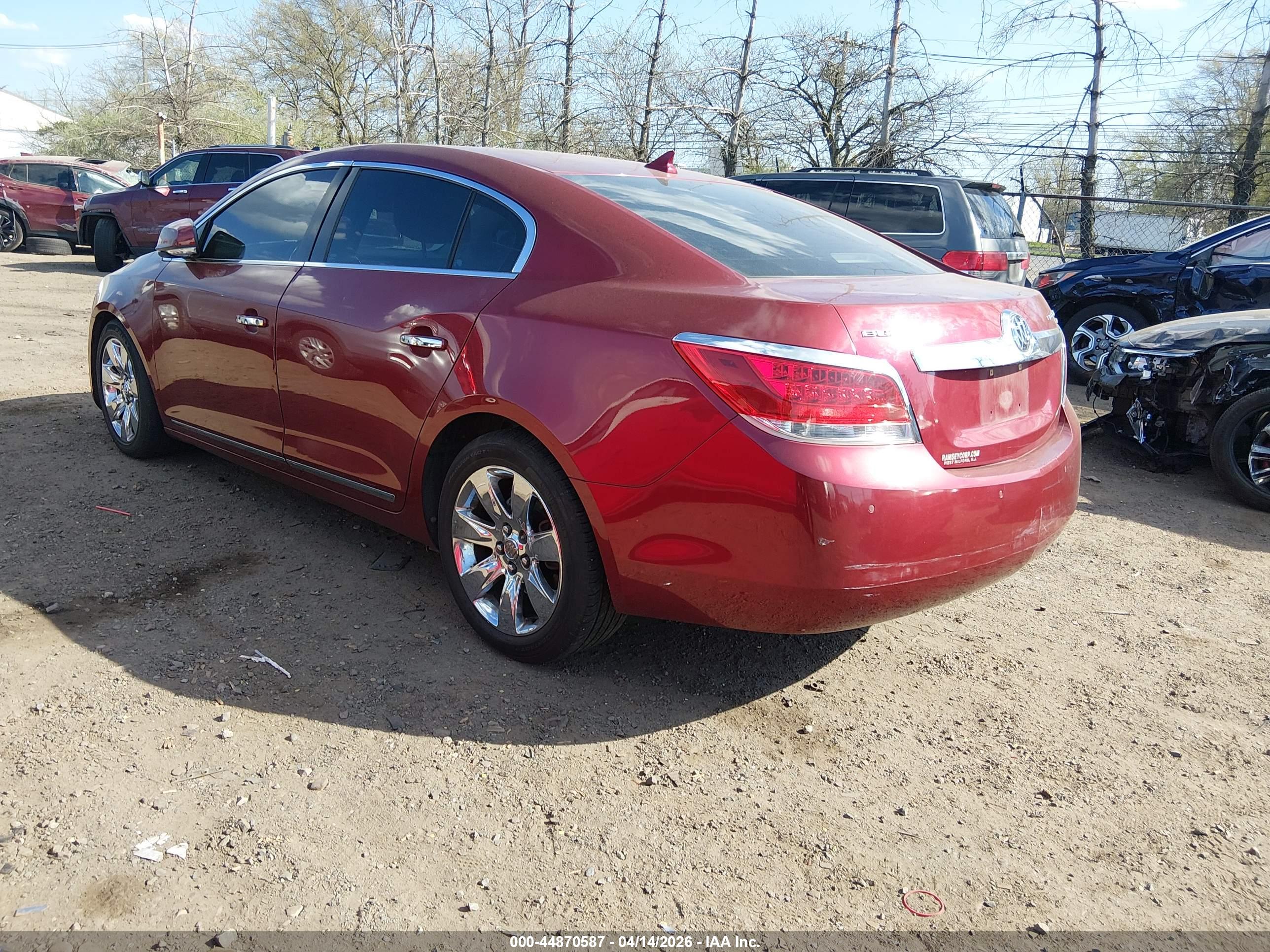 BUICK LACROSSE image 3