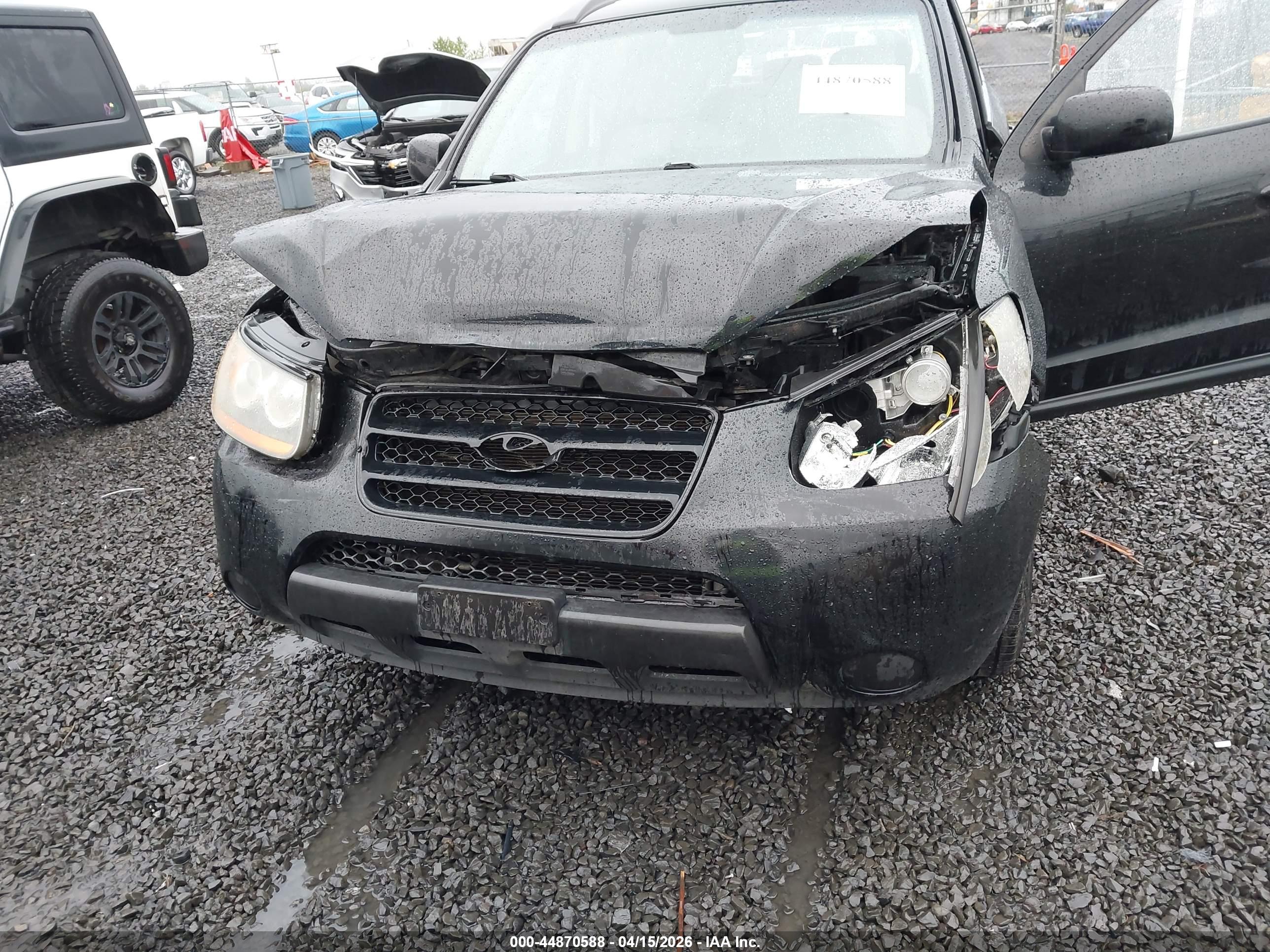 HYUNDAI SANTA image 6