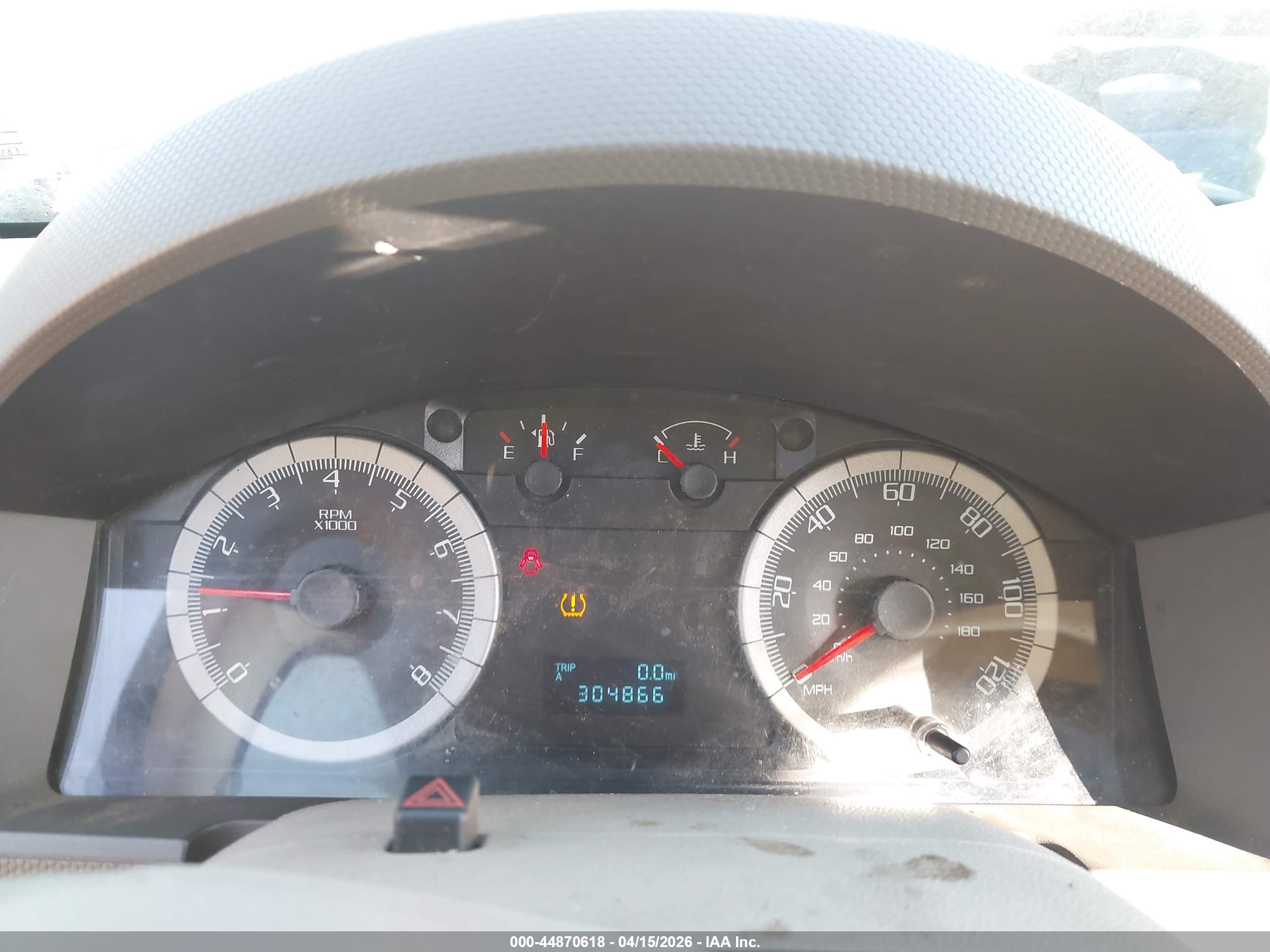 FORD ESCAPE image 7