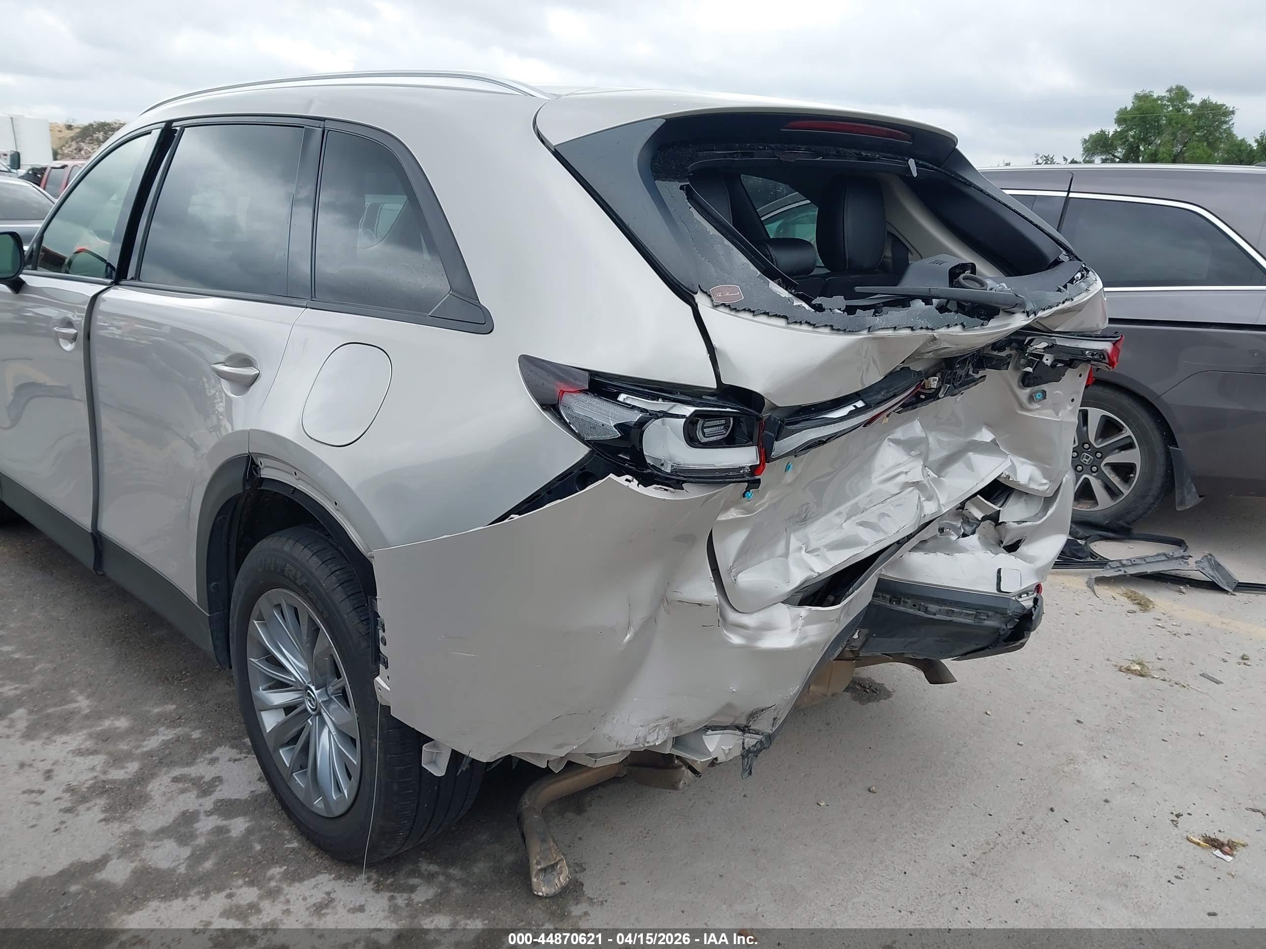 MAZDA CX-90 image 6