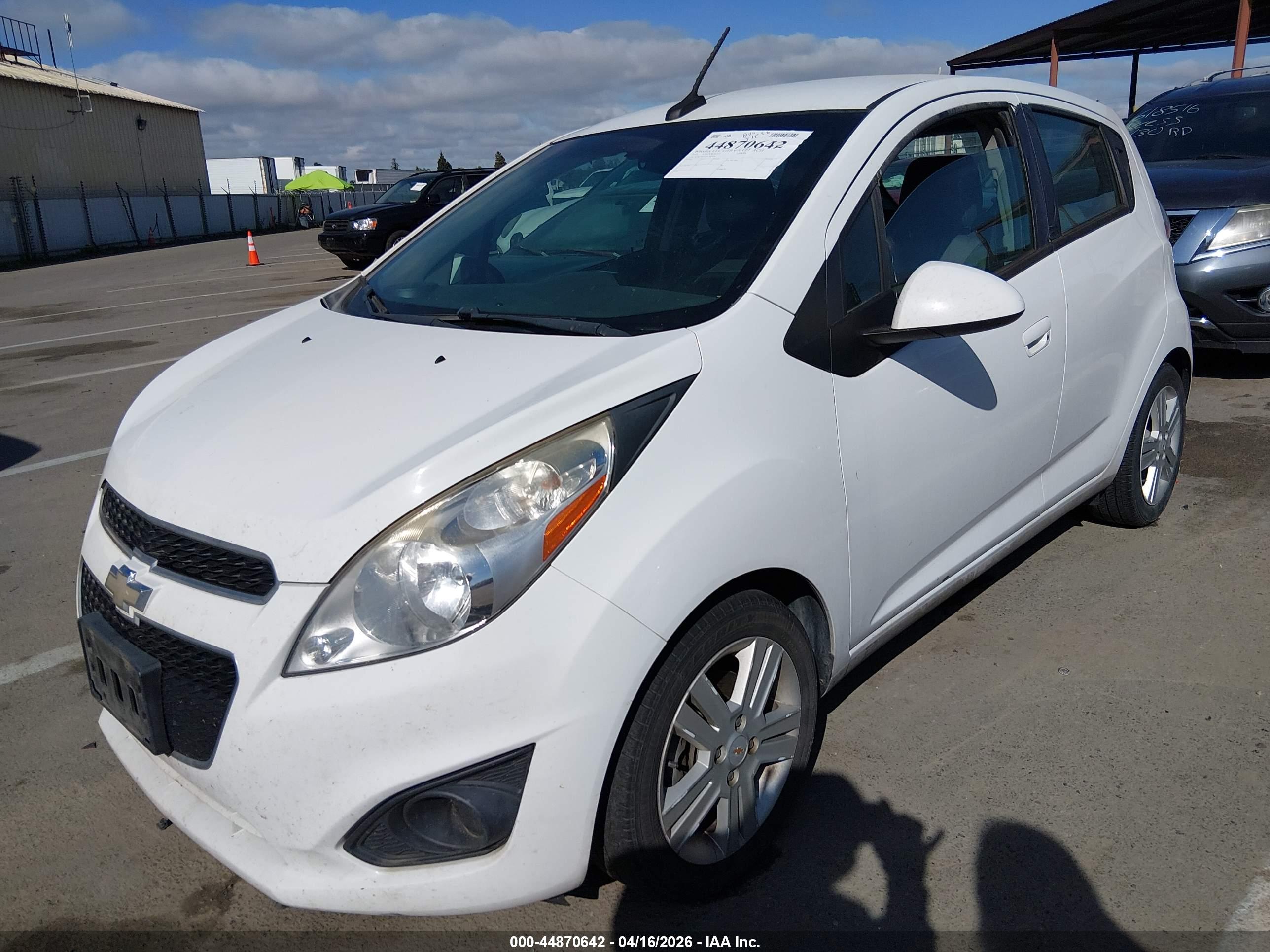 CHEVROLET SPARK image 2