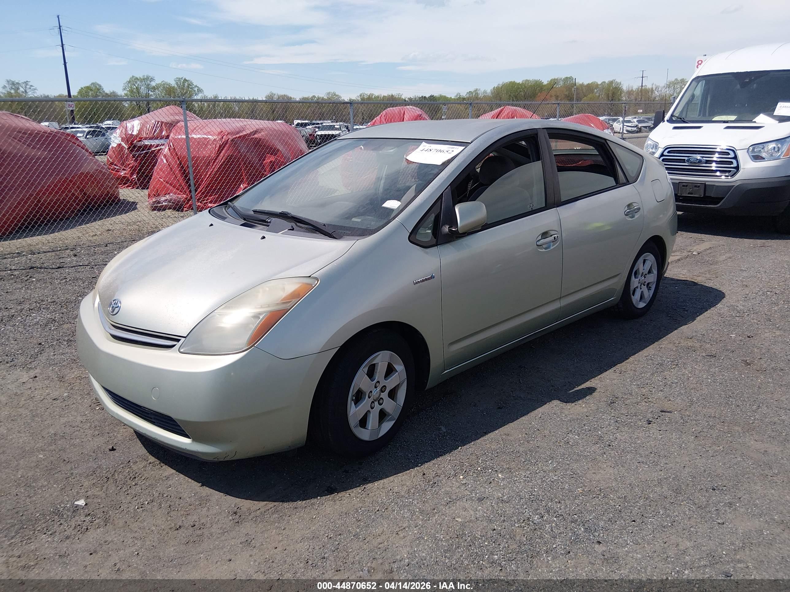 TOYOTA PRIUS image 2