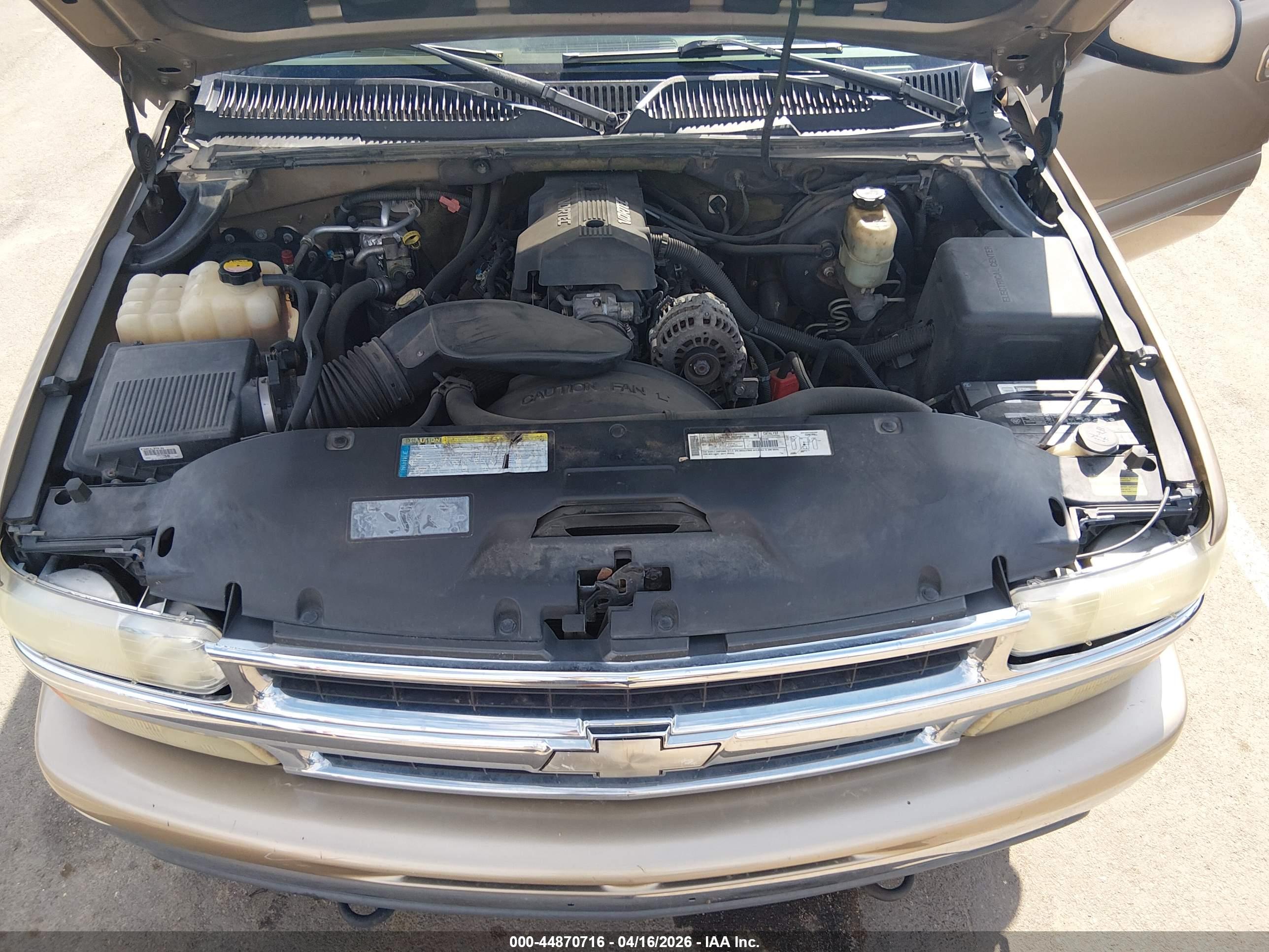 CHEVROLET TAHOE image 10