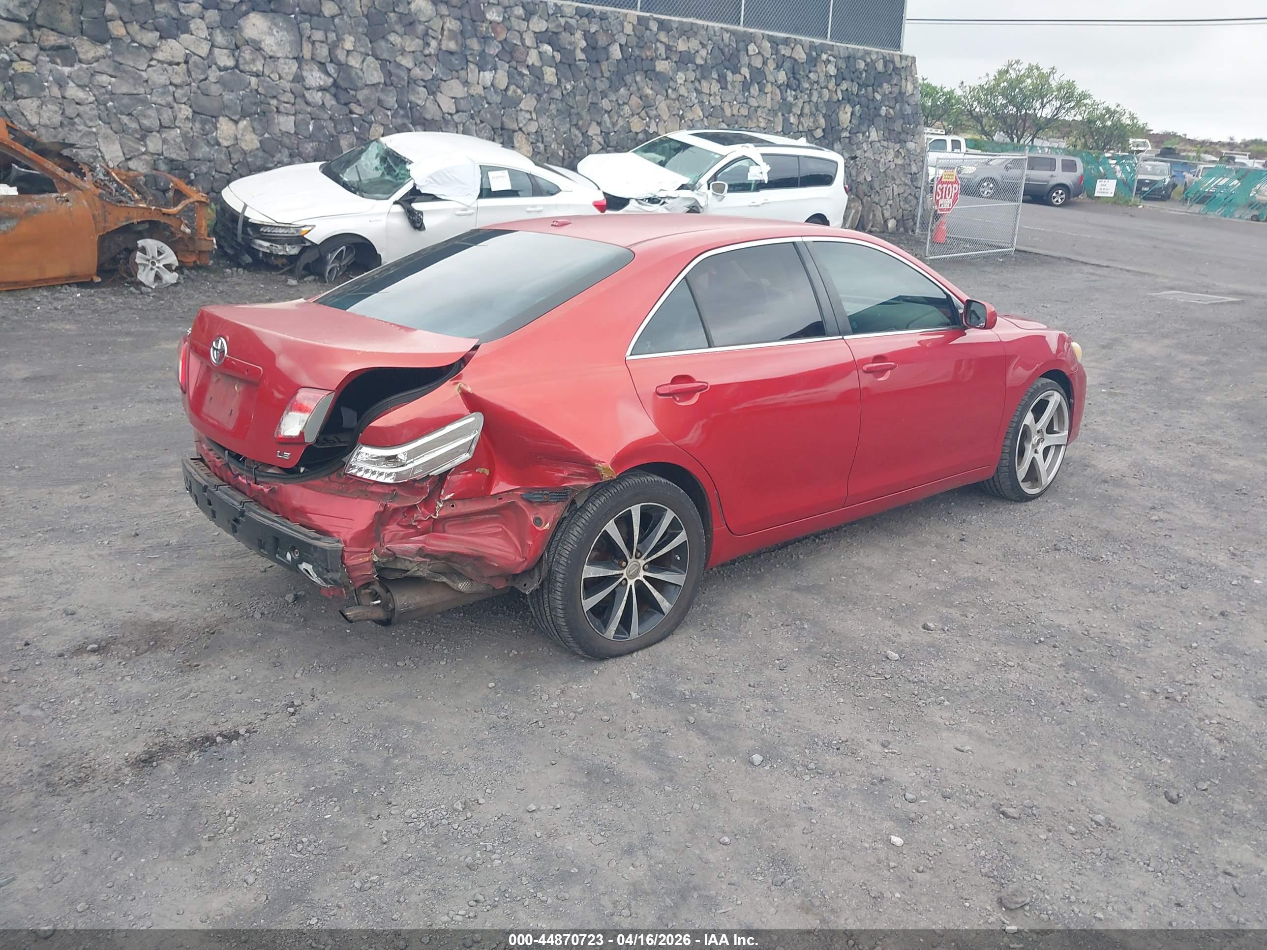 TOYOTA CAMRY image 4