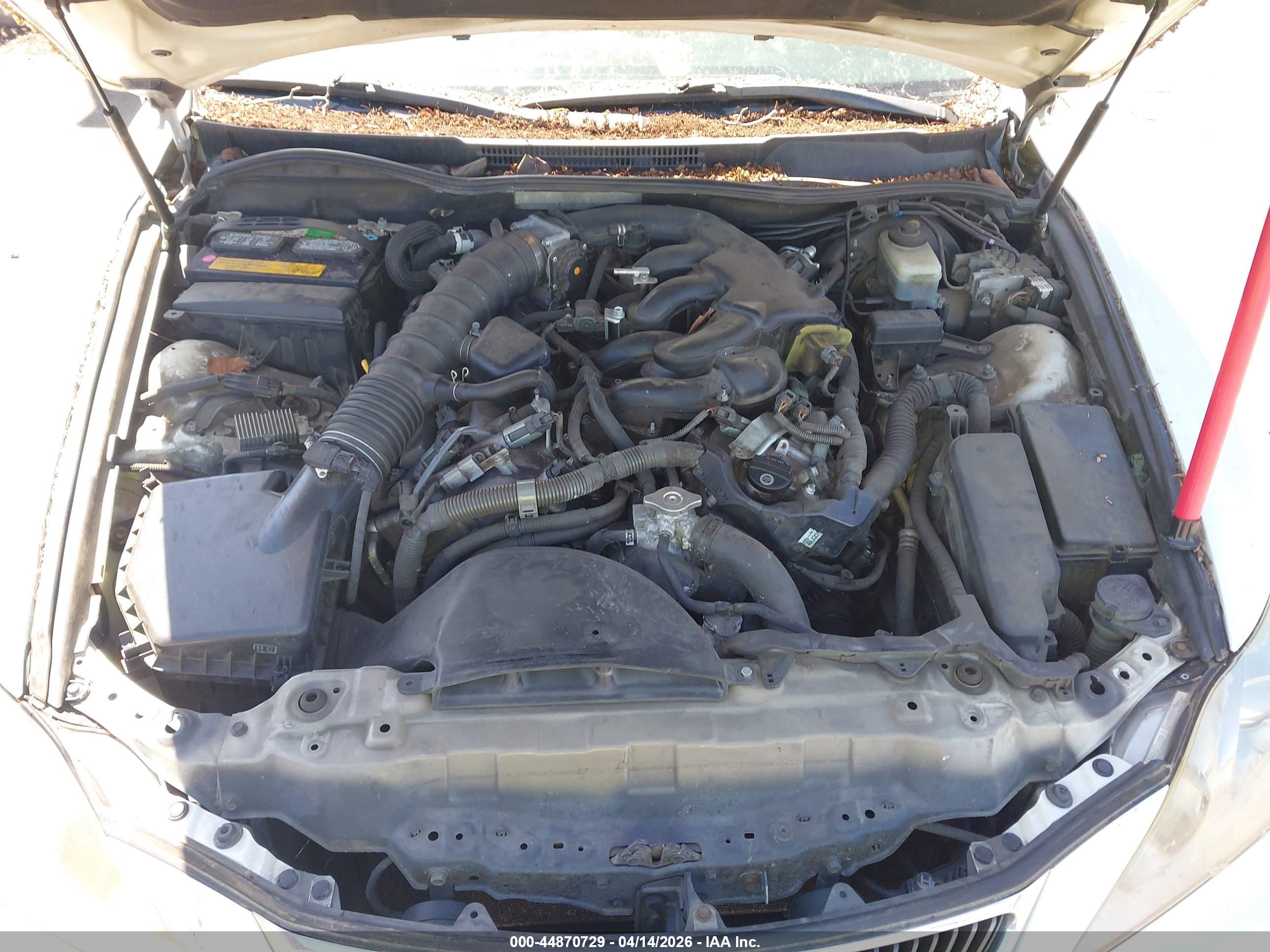 LEXUS IS image 10