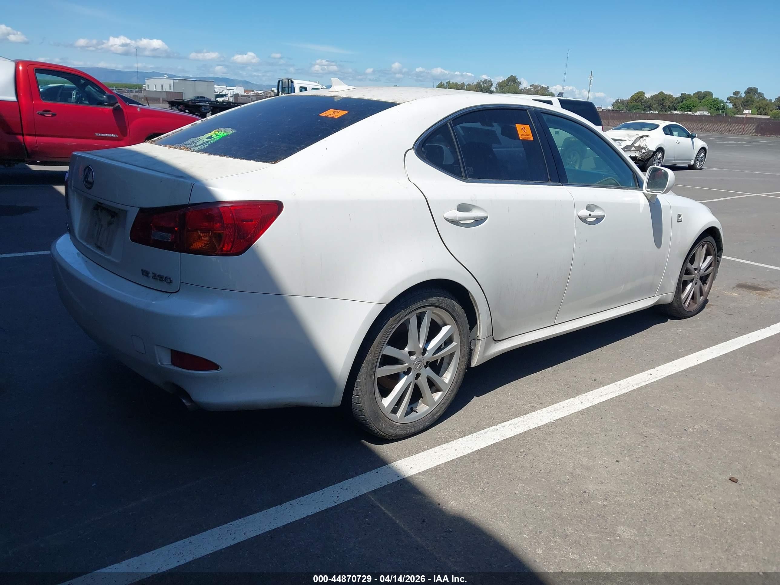 LEXUS IS image 4