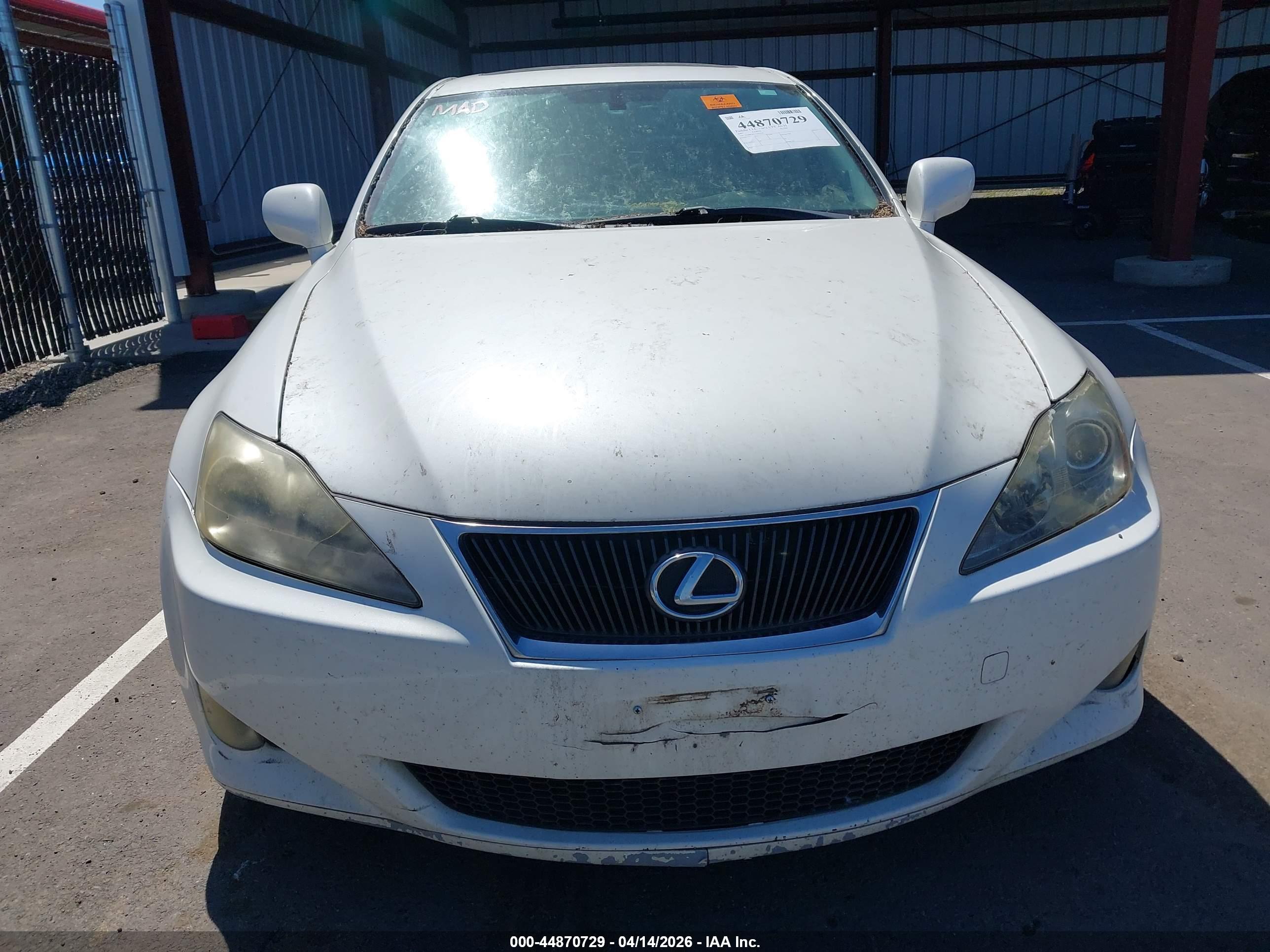 LEXUS IS image 6