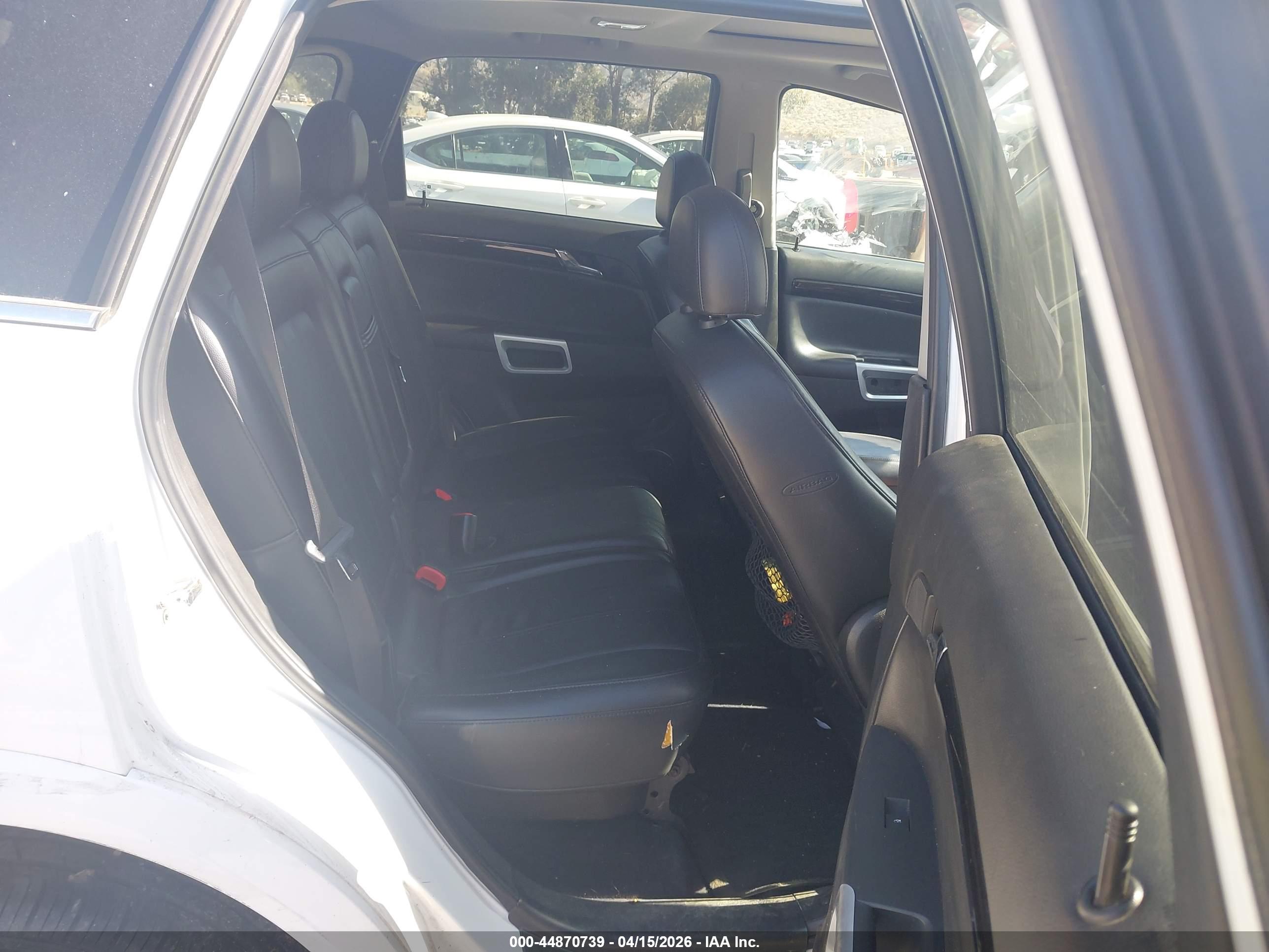 CHEVROLET CAPTIVA image 8
