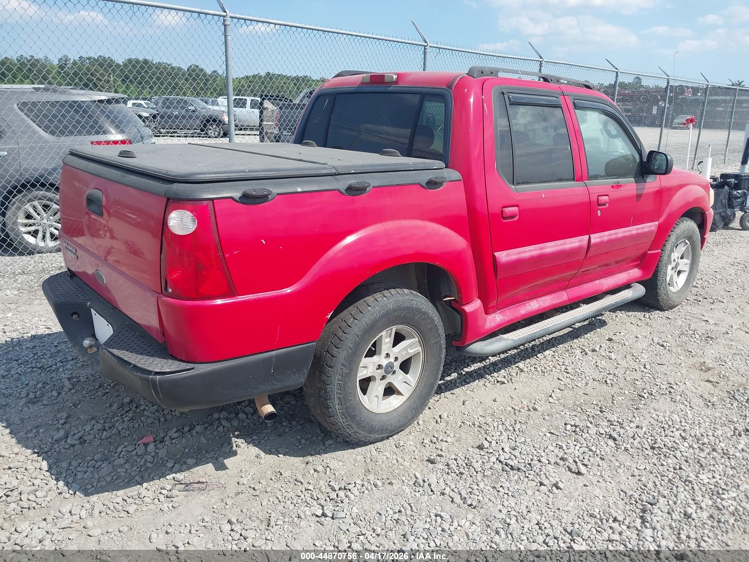 FORD EXPLORER image 4
