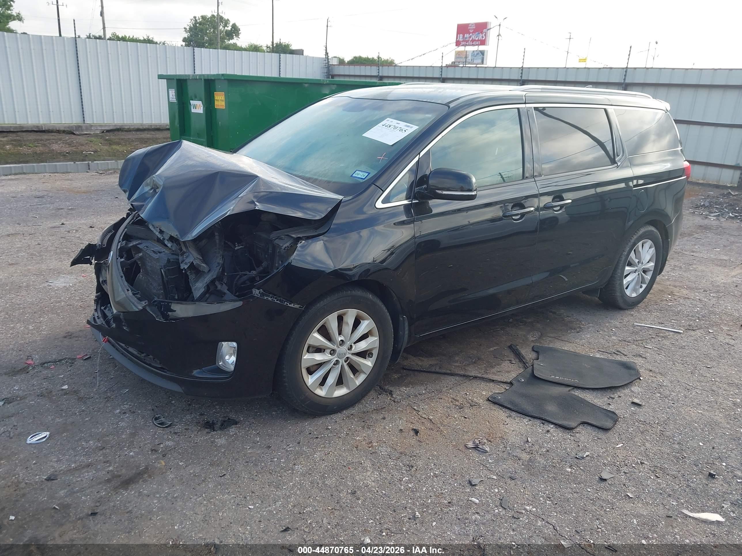 KIA SEDONA image 2