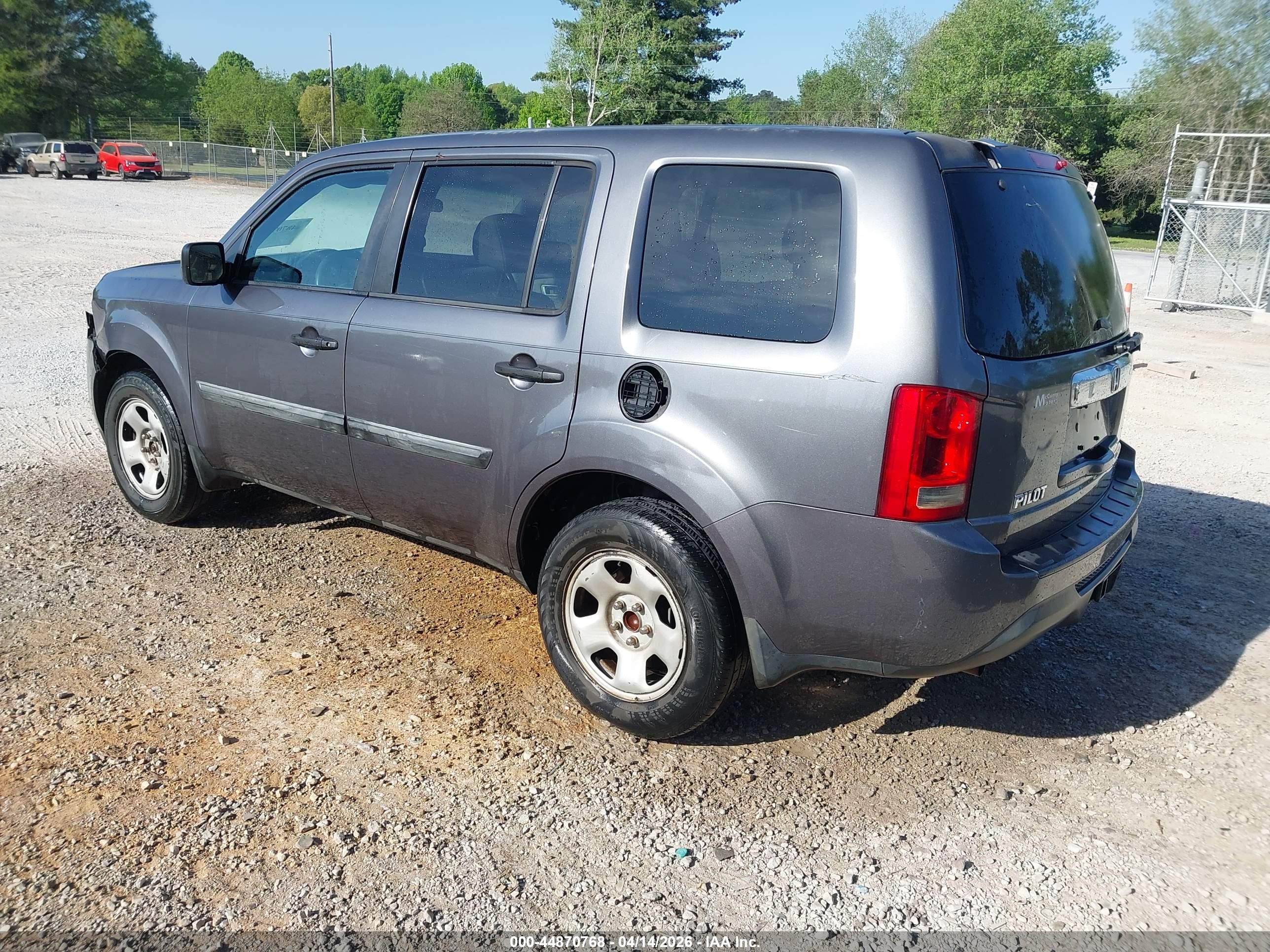 HONDA PILOT image 3