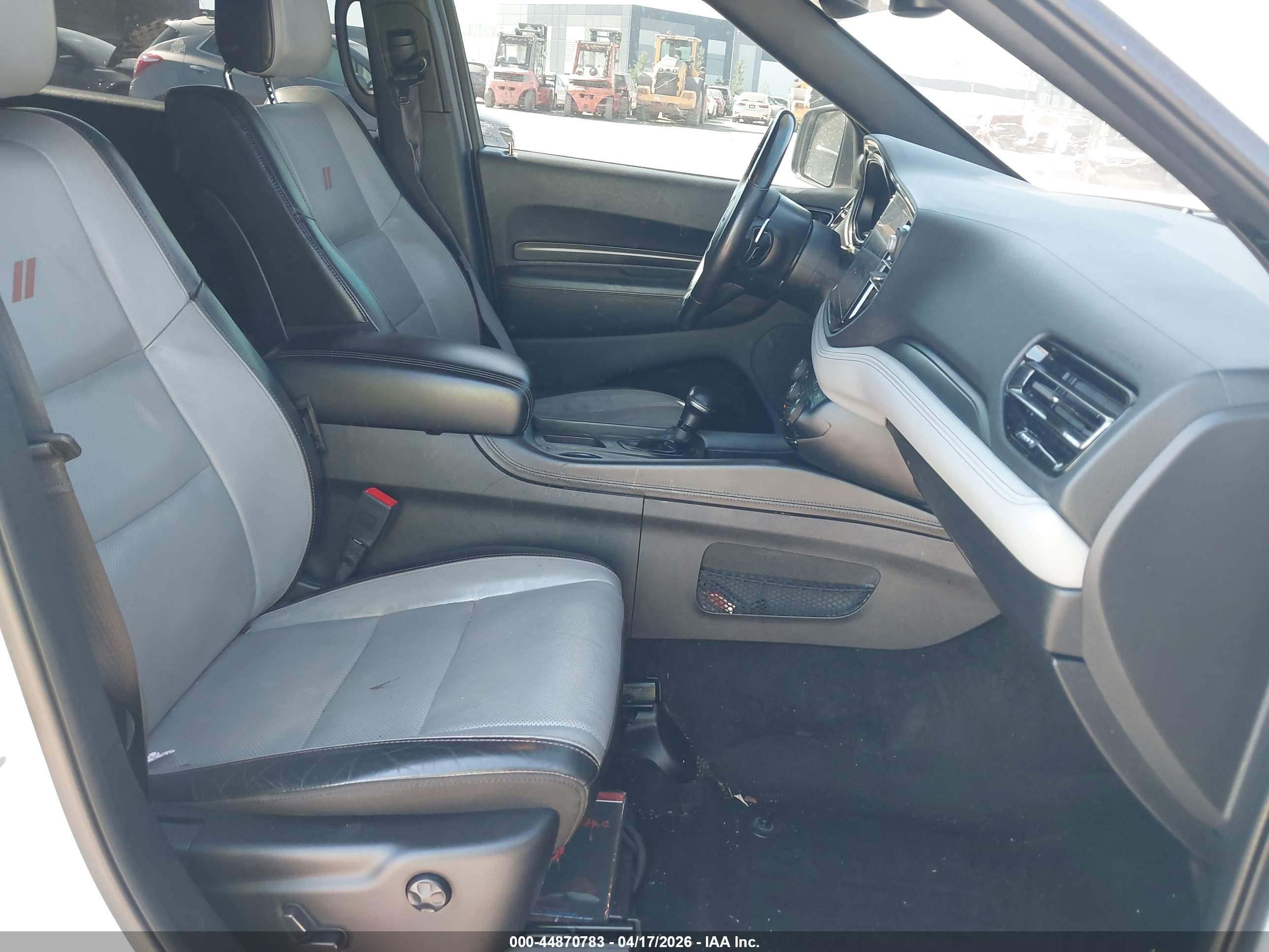 DODGE DURANGO image 5