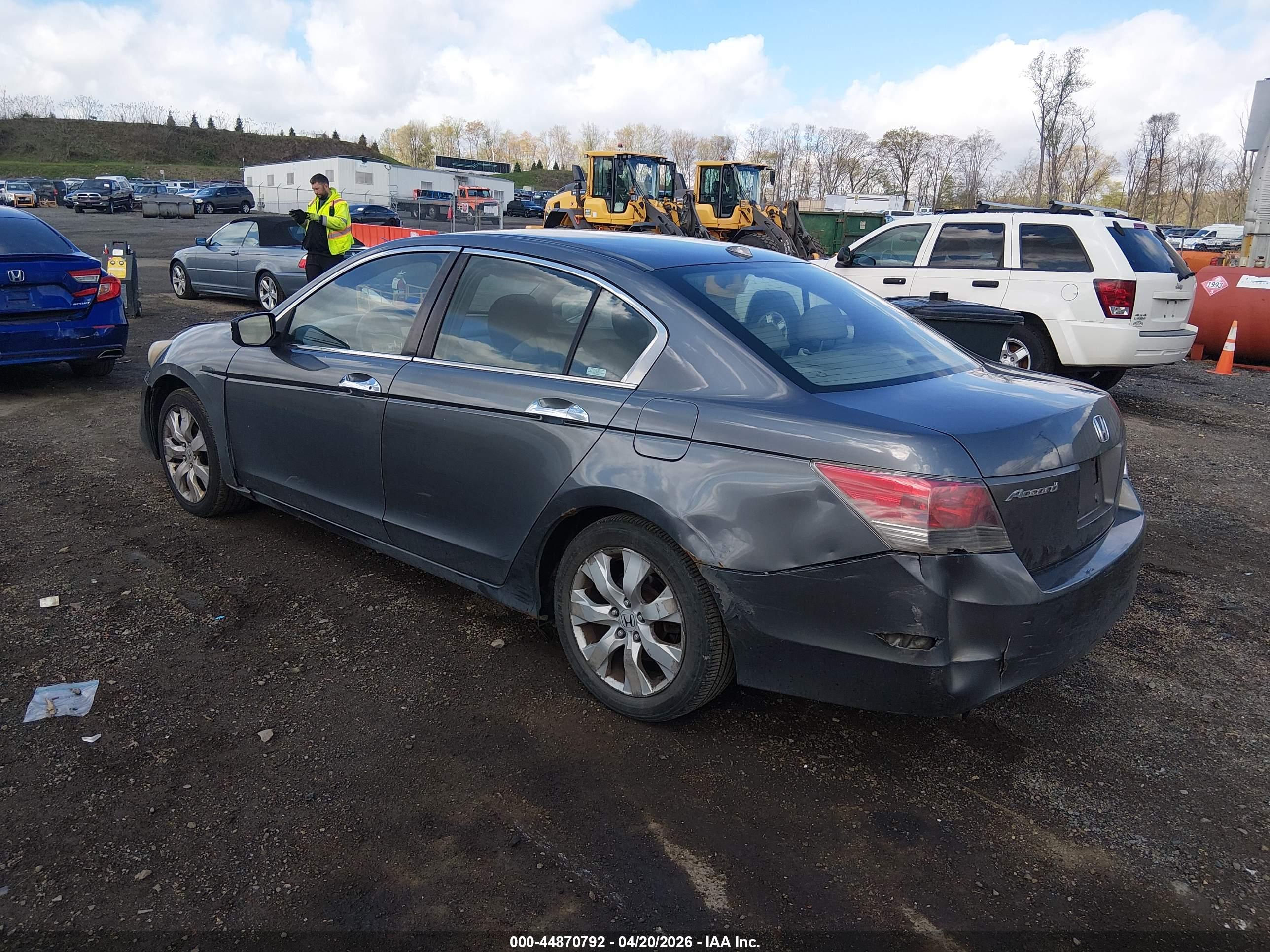 HONDA ACCORD image 3