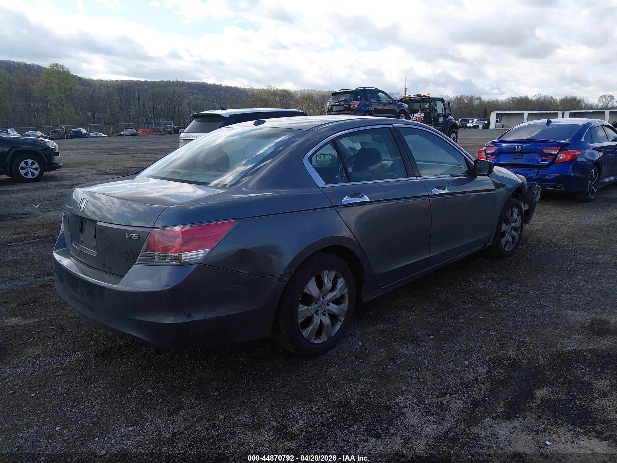 HONDA ACCORD image 4