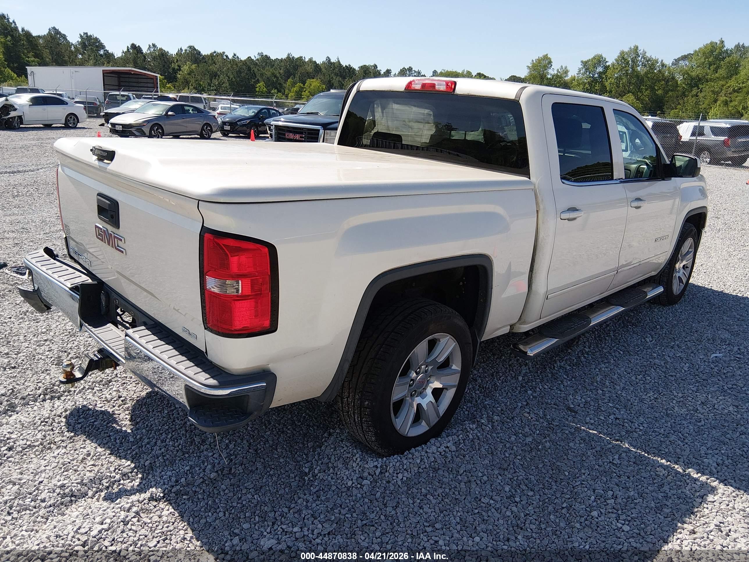 GMC SIERRA image 4