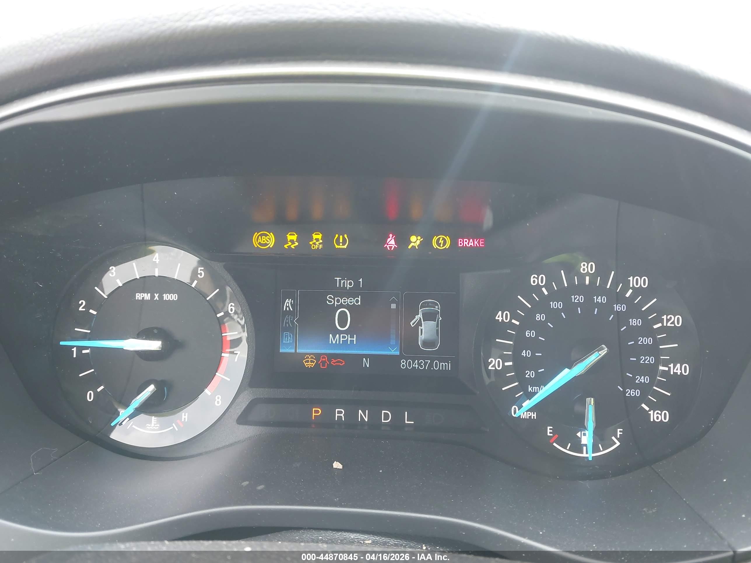 FORD FUSION image 7