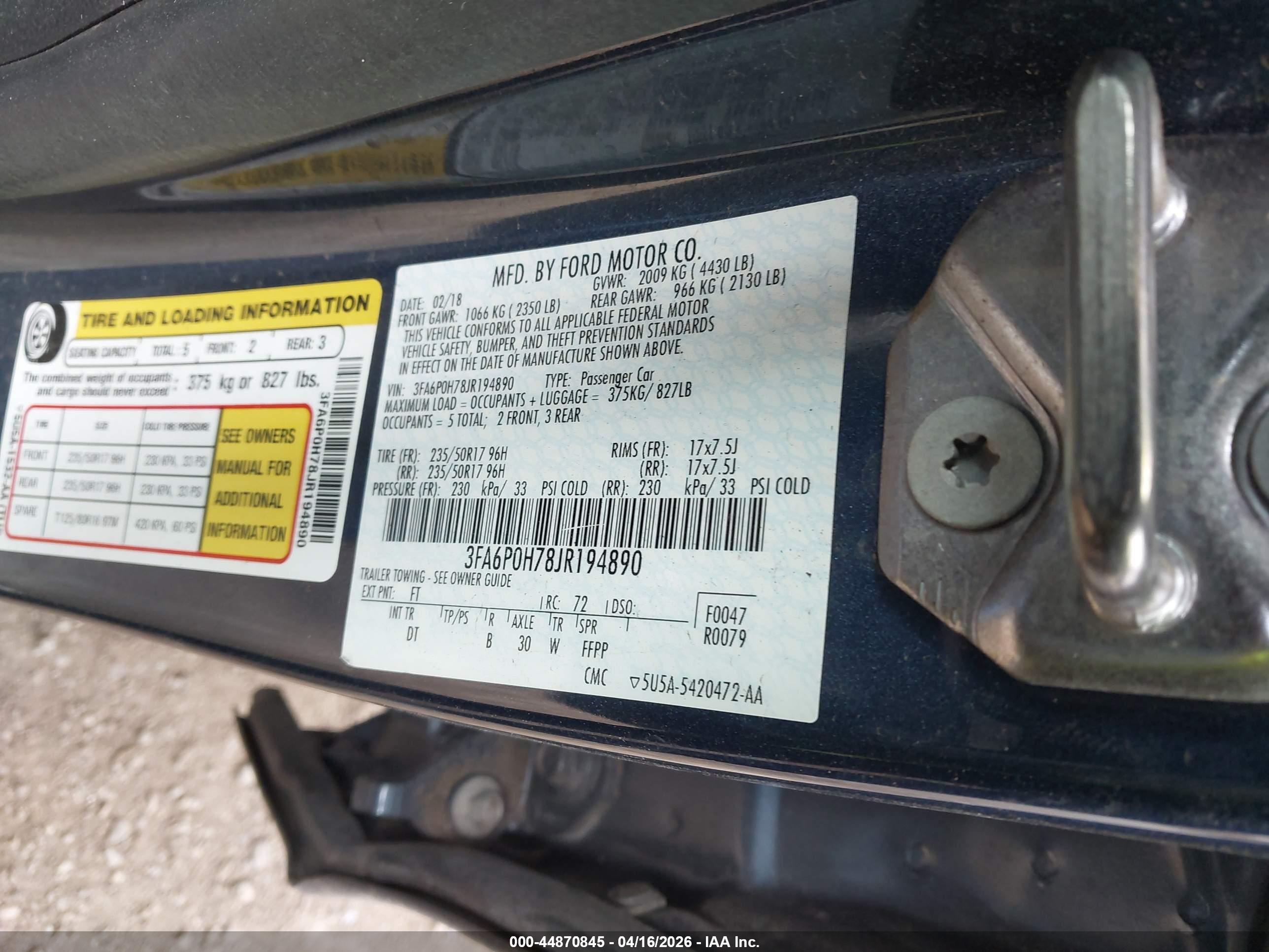 FORD FUSION image 9