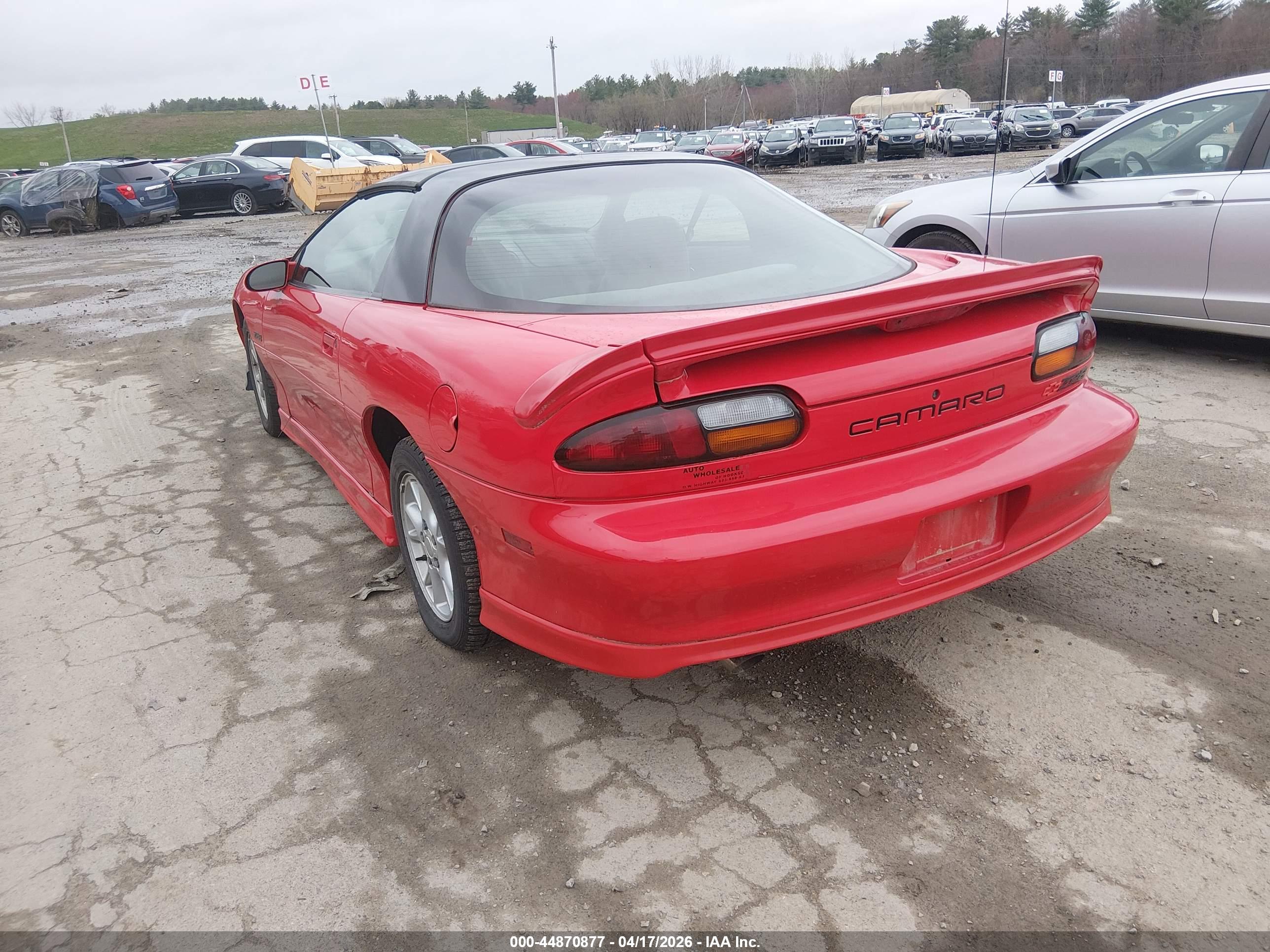 CHEVROLET CAMARO image 3