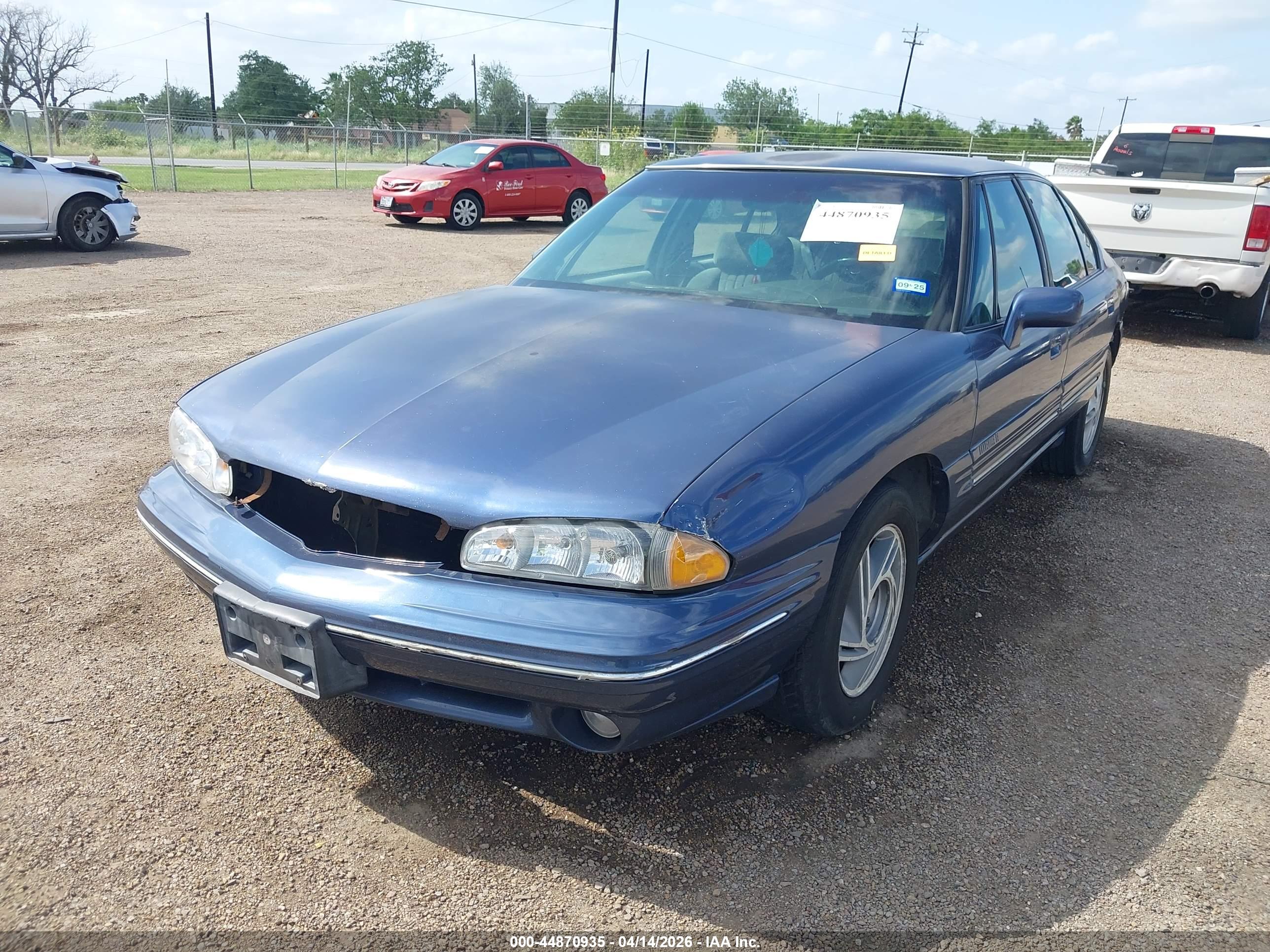 PONTIAC BONNEVILLE image 6