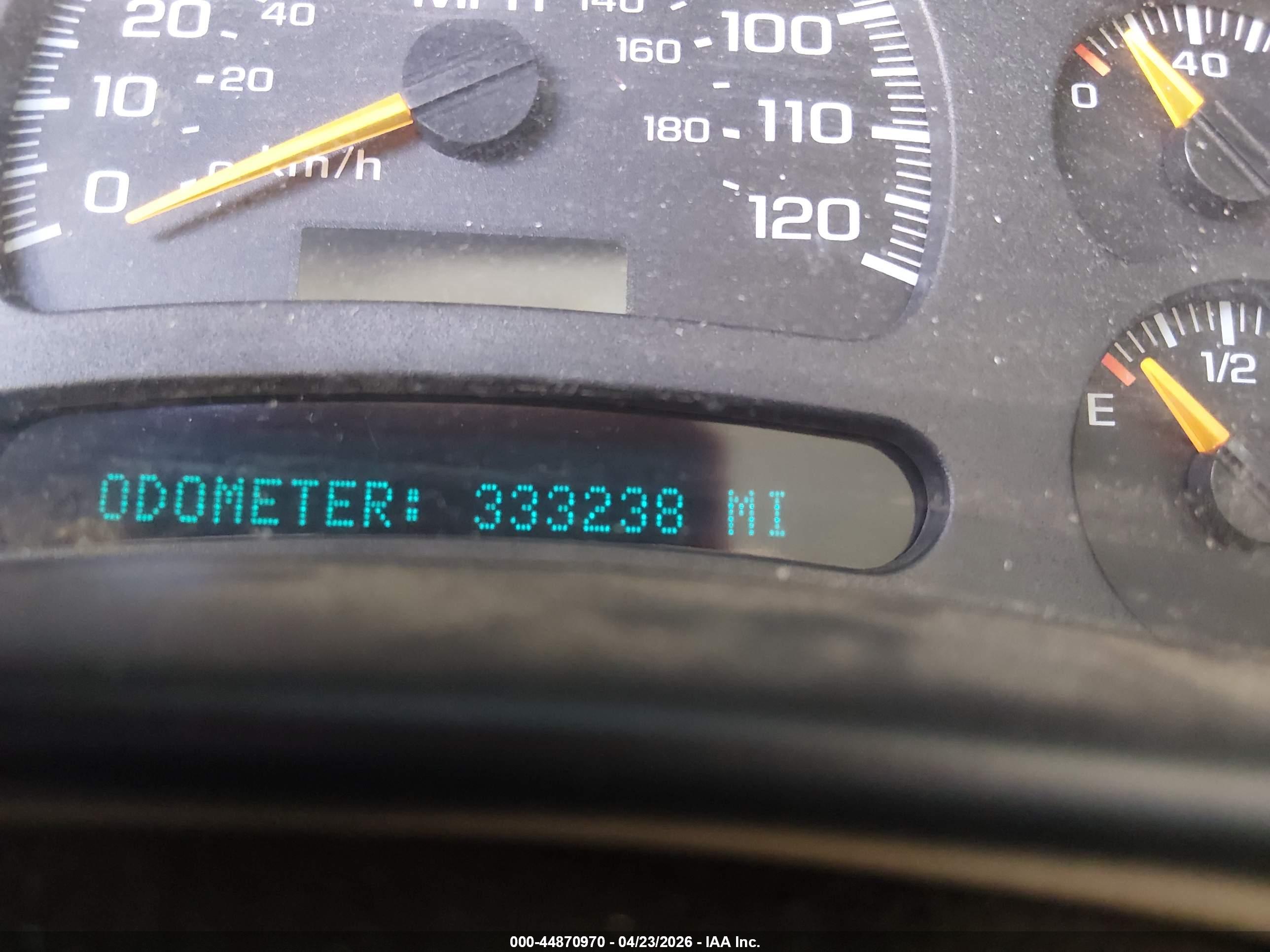 GMC YUKON image 7