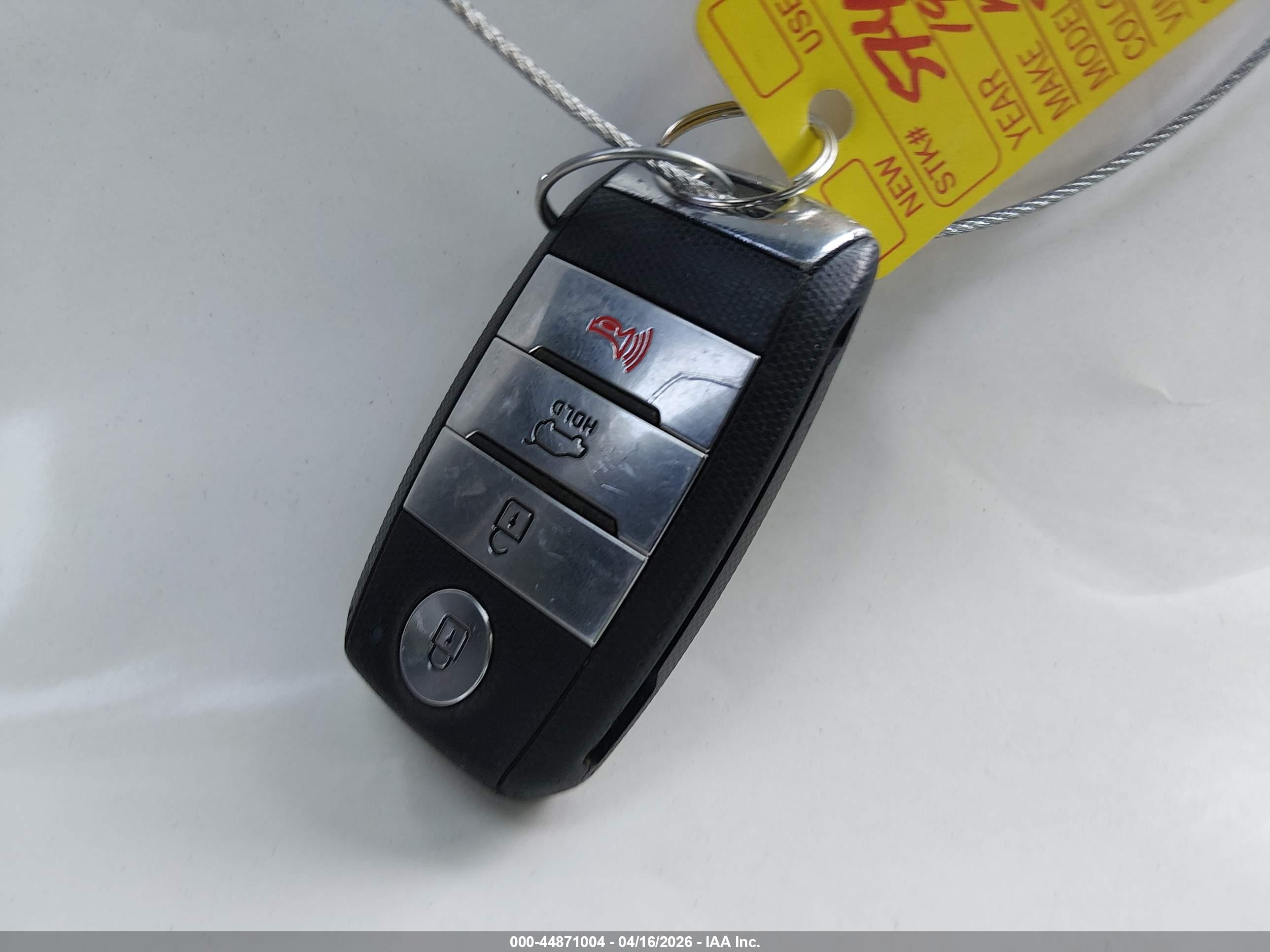 KIA SORENTO image 11