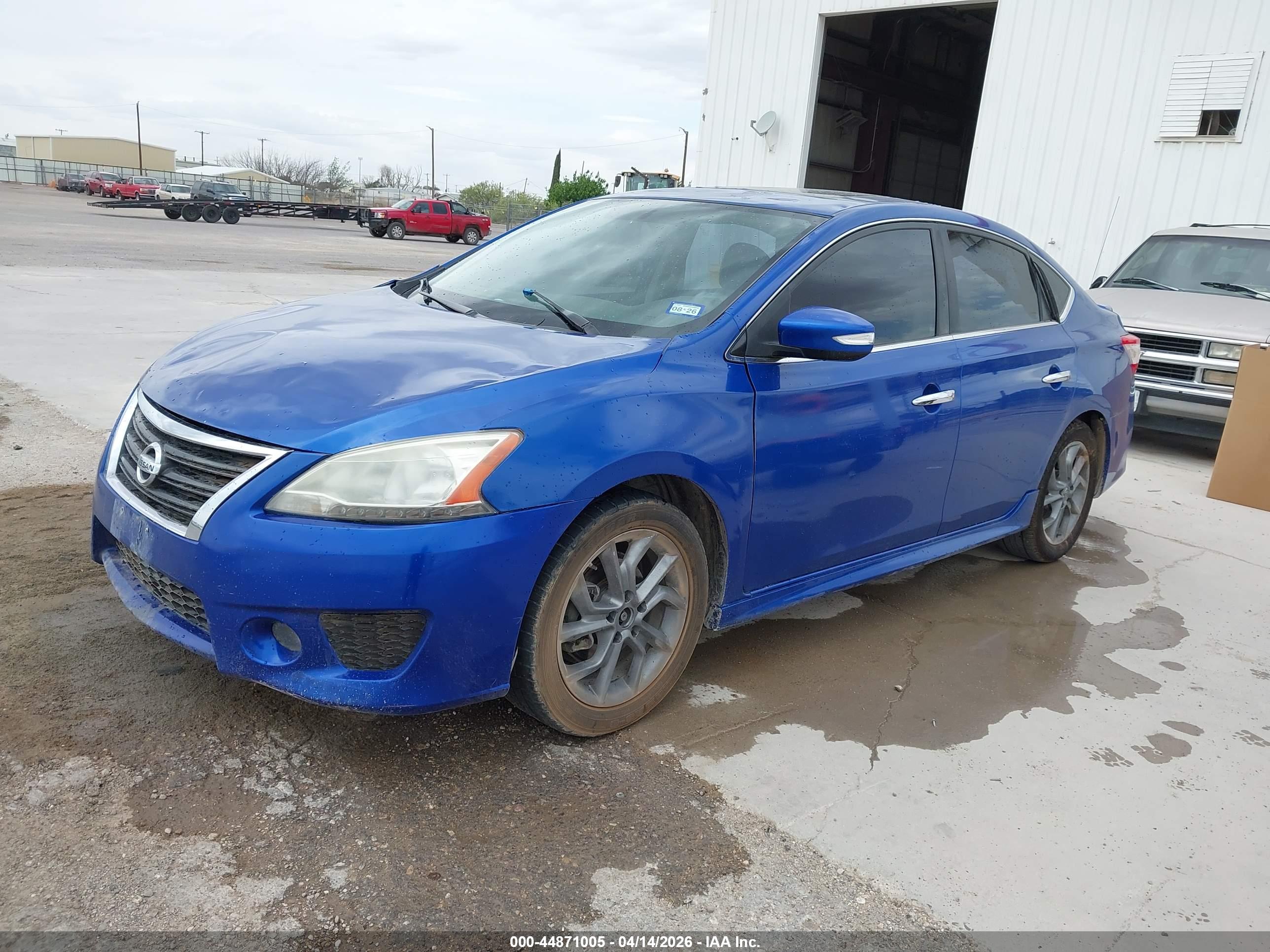NISSAN SENTRA image 2