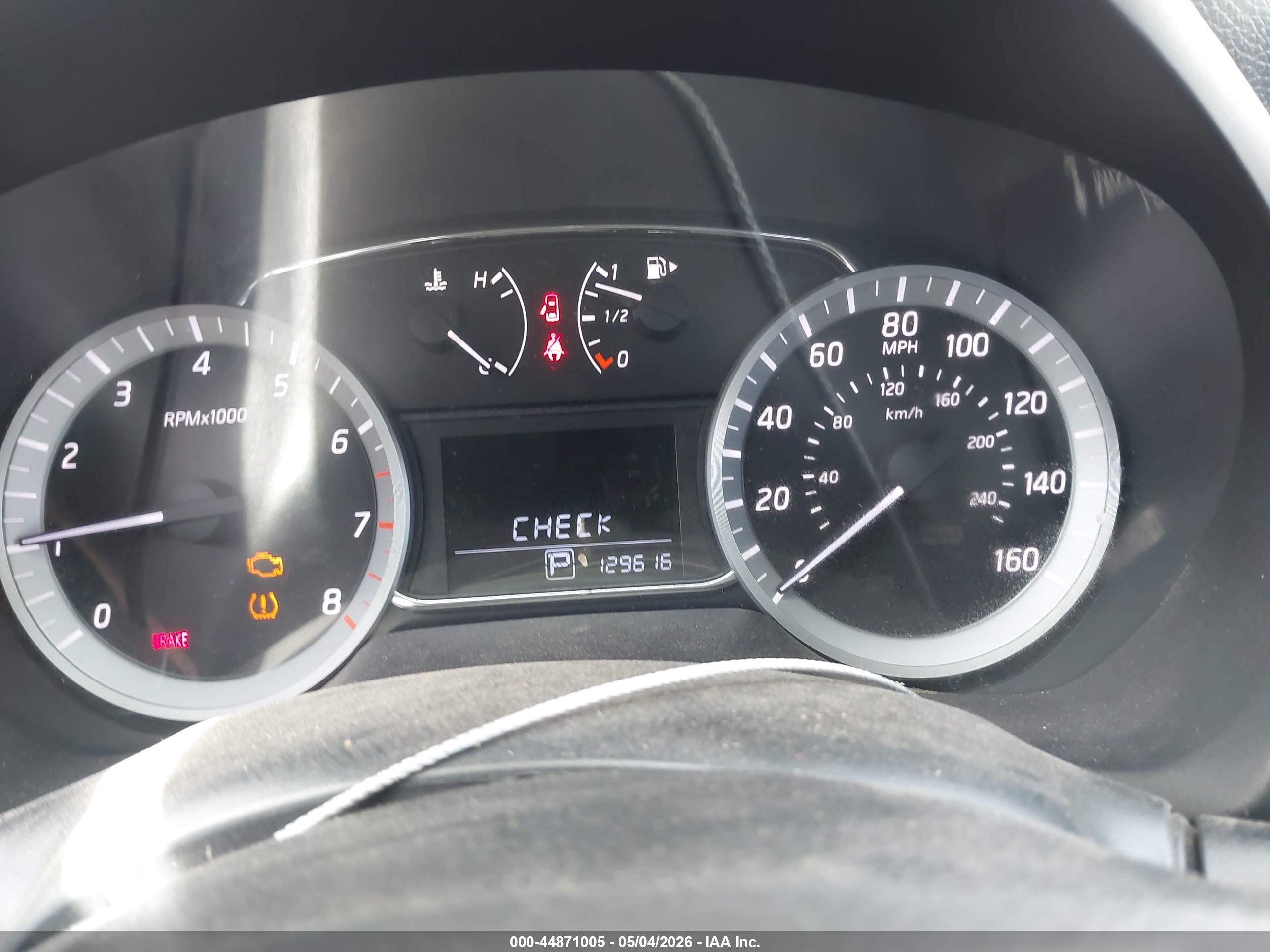 NISSAN SENTRA image 7