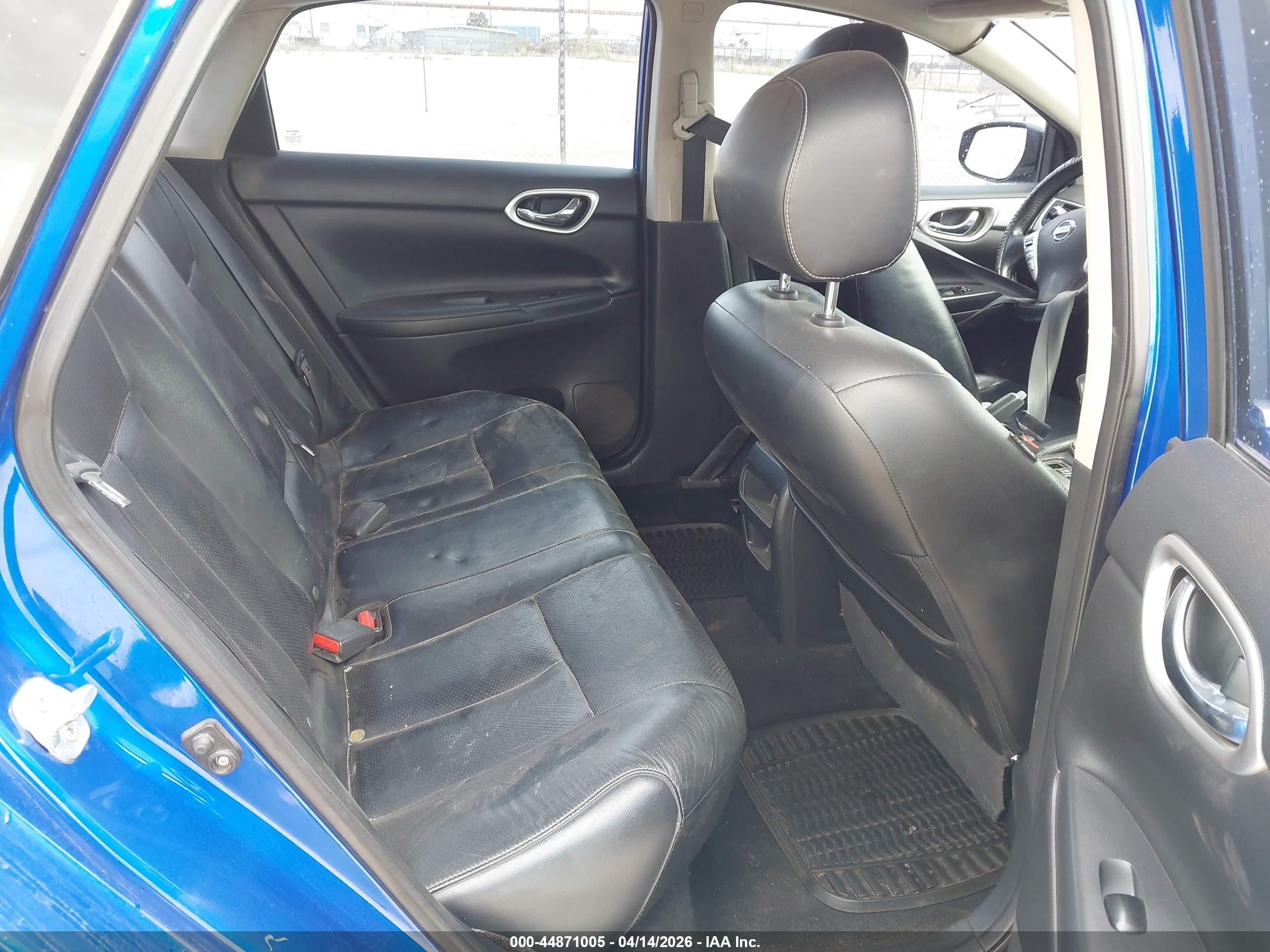 NISSAN SENTRA image 8