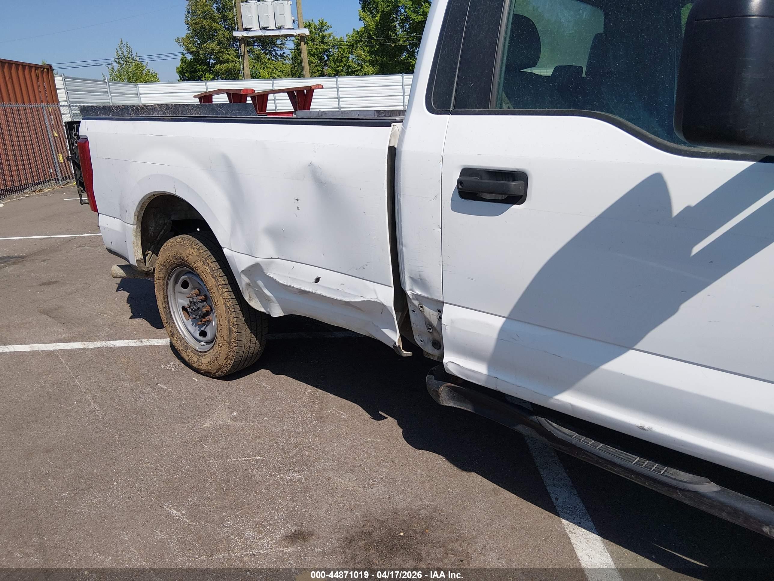 FORD F-250 image 6