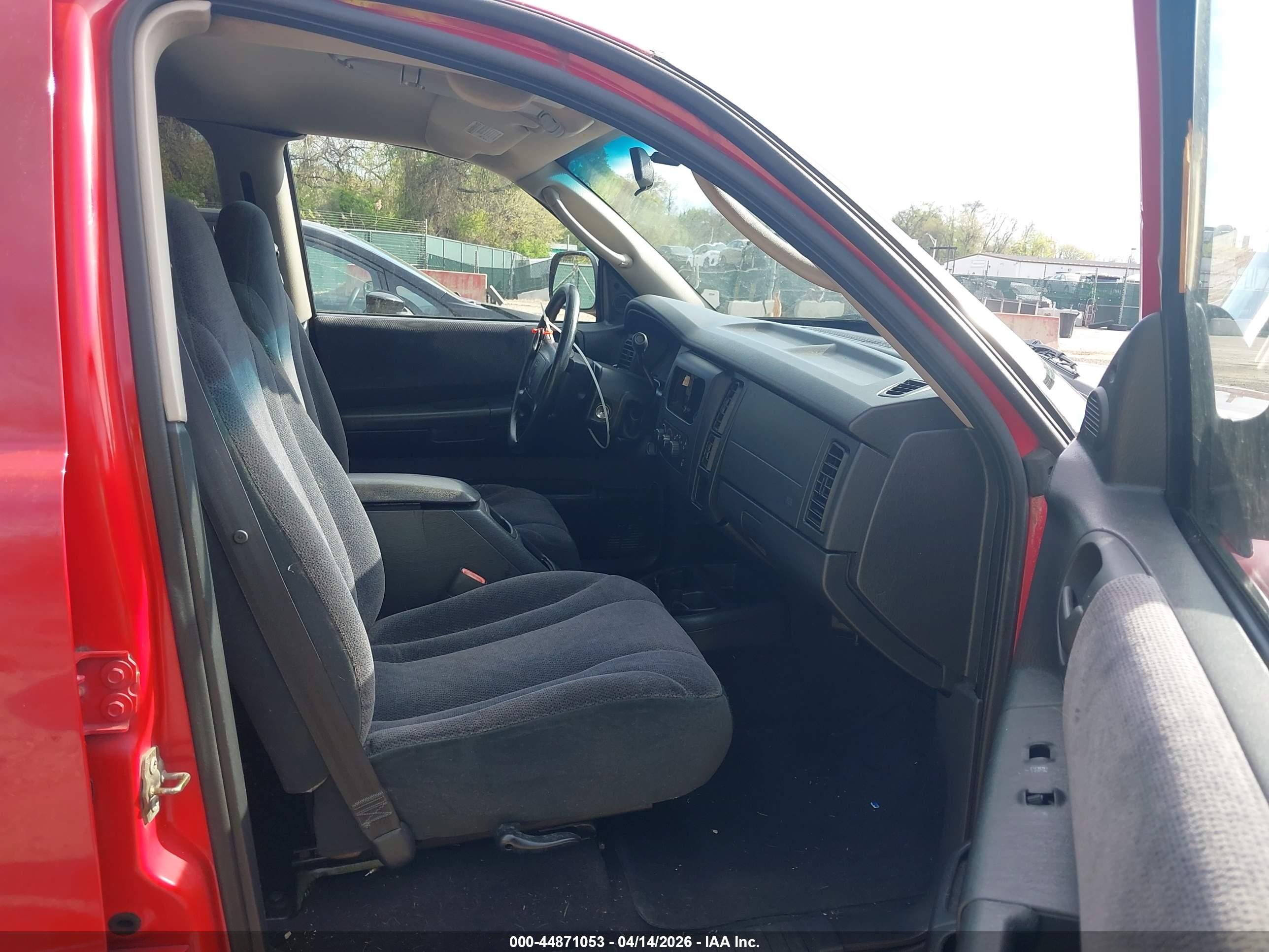 DODGE DAKOTA image 5