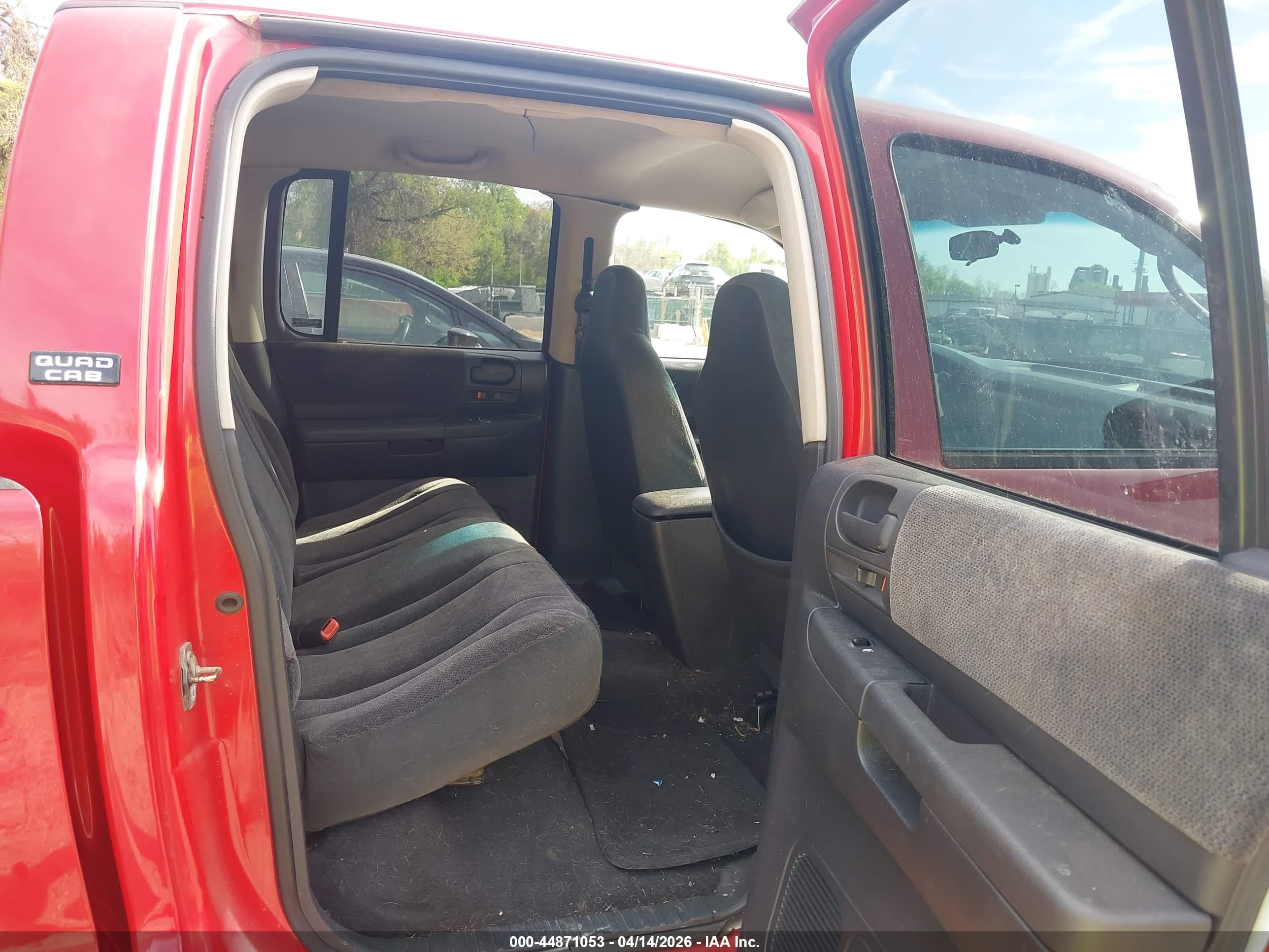 DODGE DAKOTA image 8