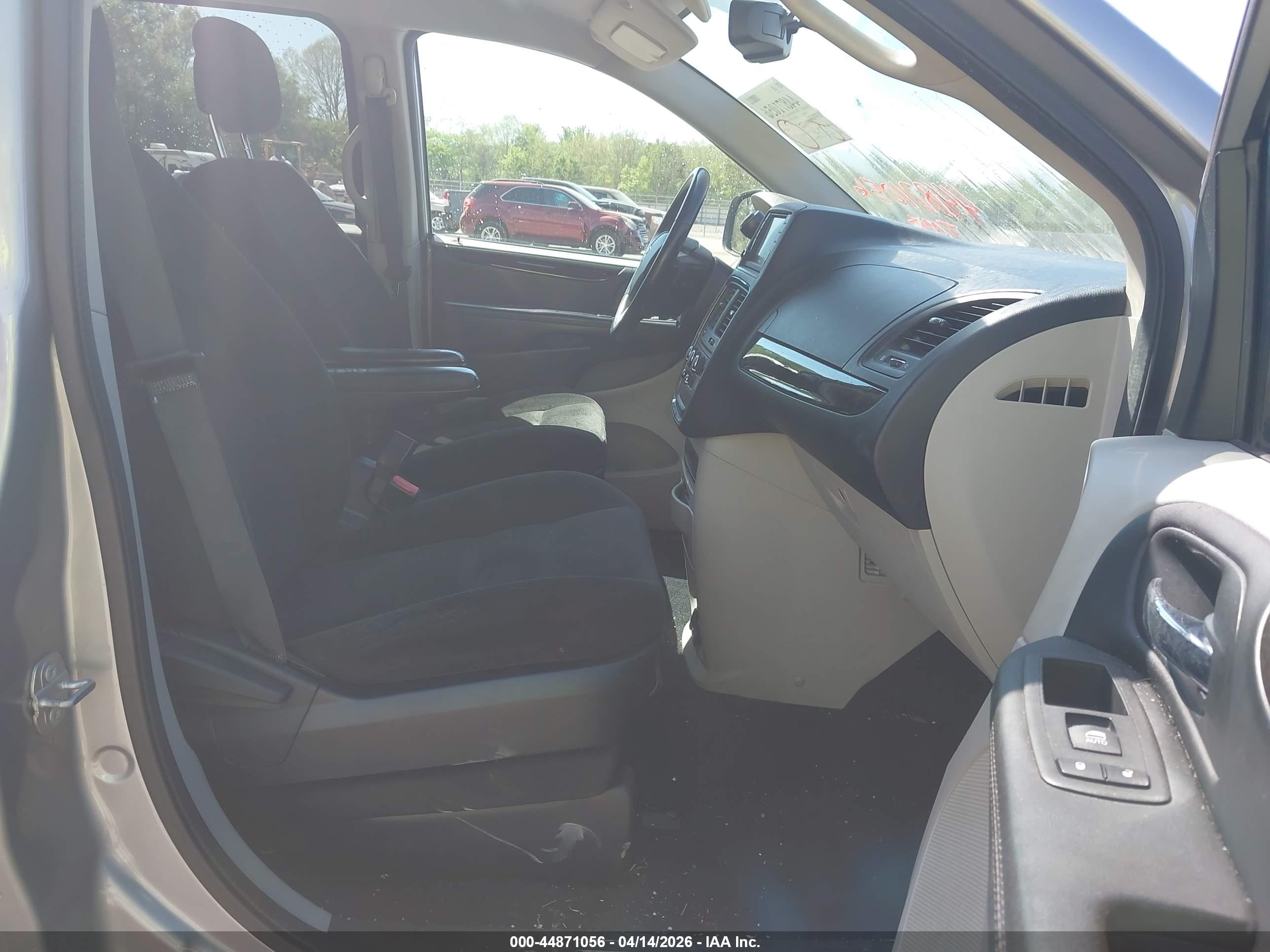 DODGE GRAND image 5