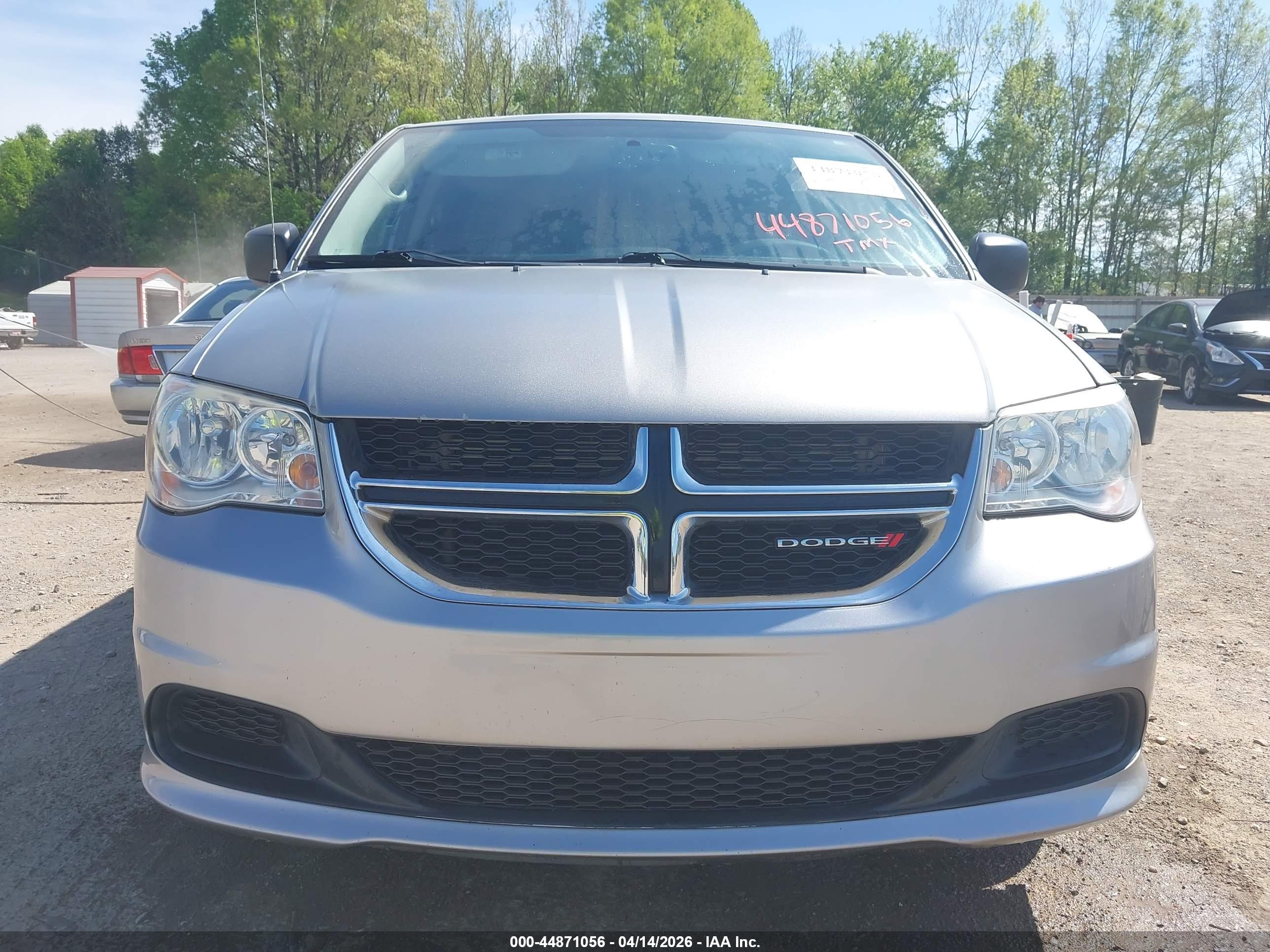 DODGE GRAND image 6