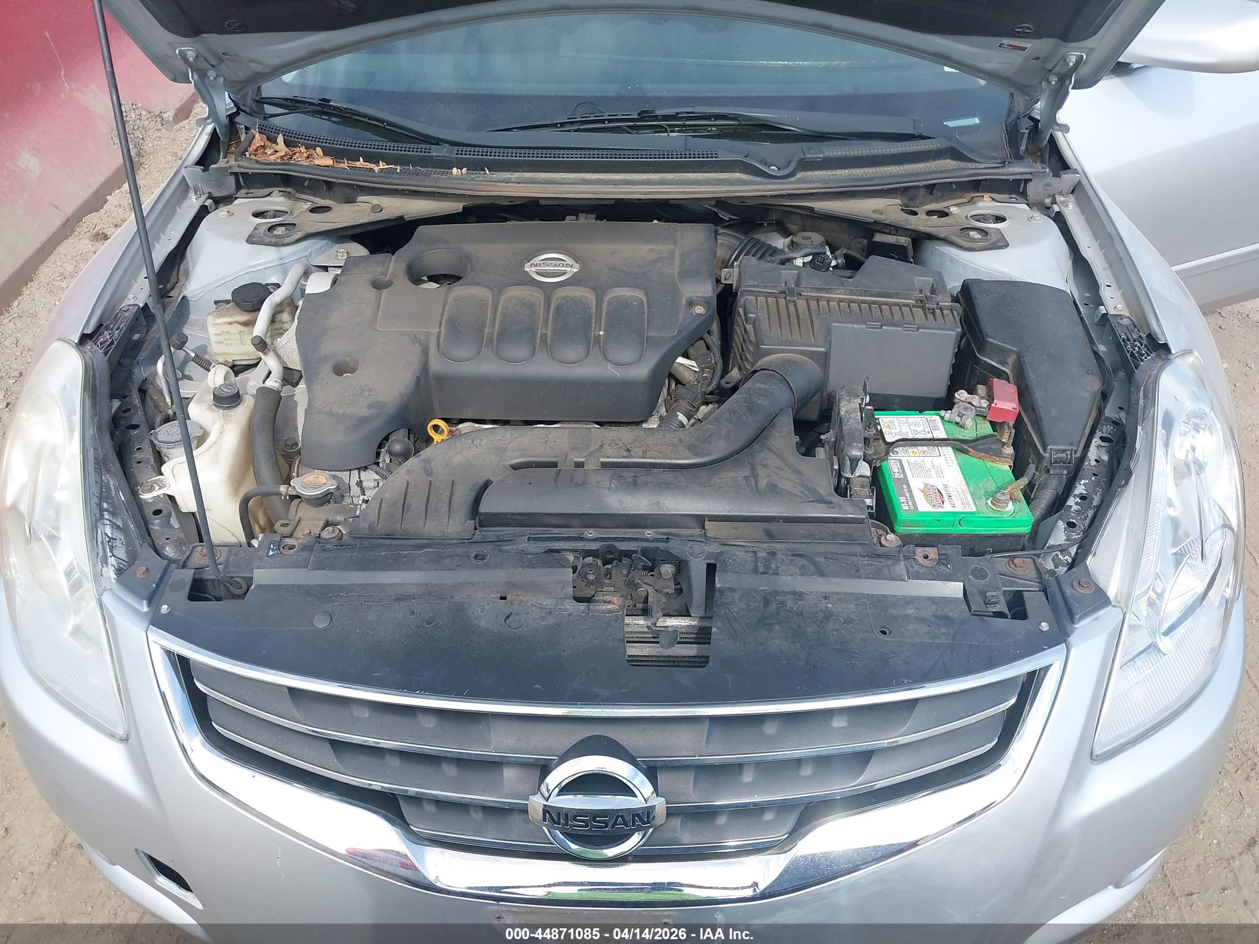 NISSAN ALTIMA image 10