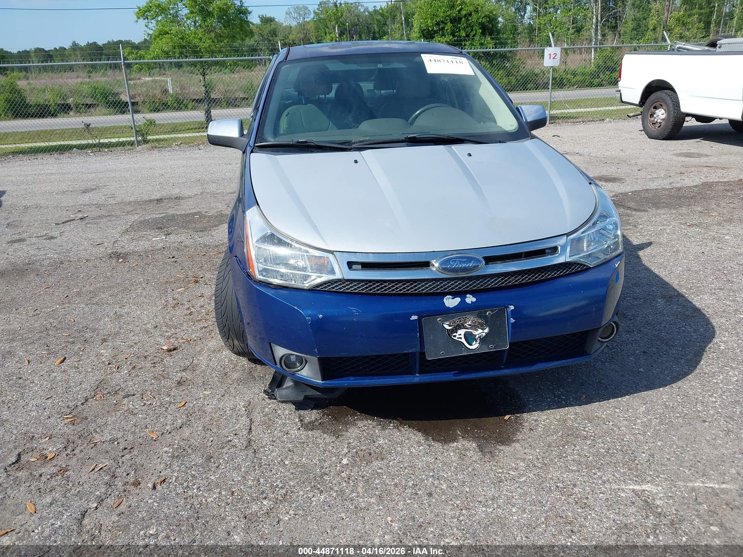 FORD FOCUS image 6