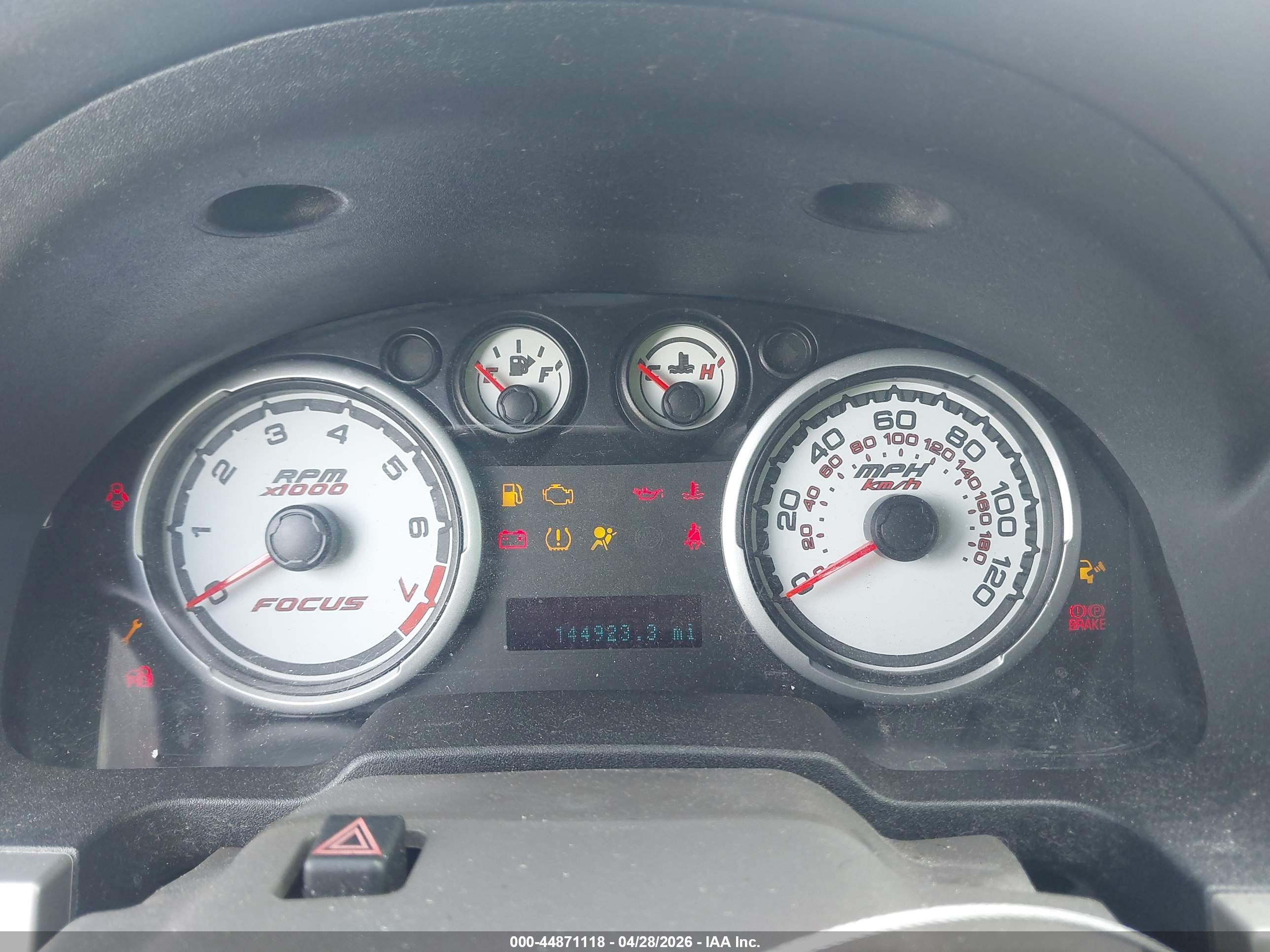 FORD FOCUS image 7