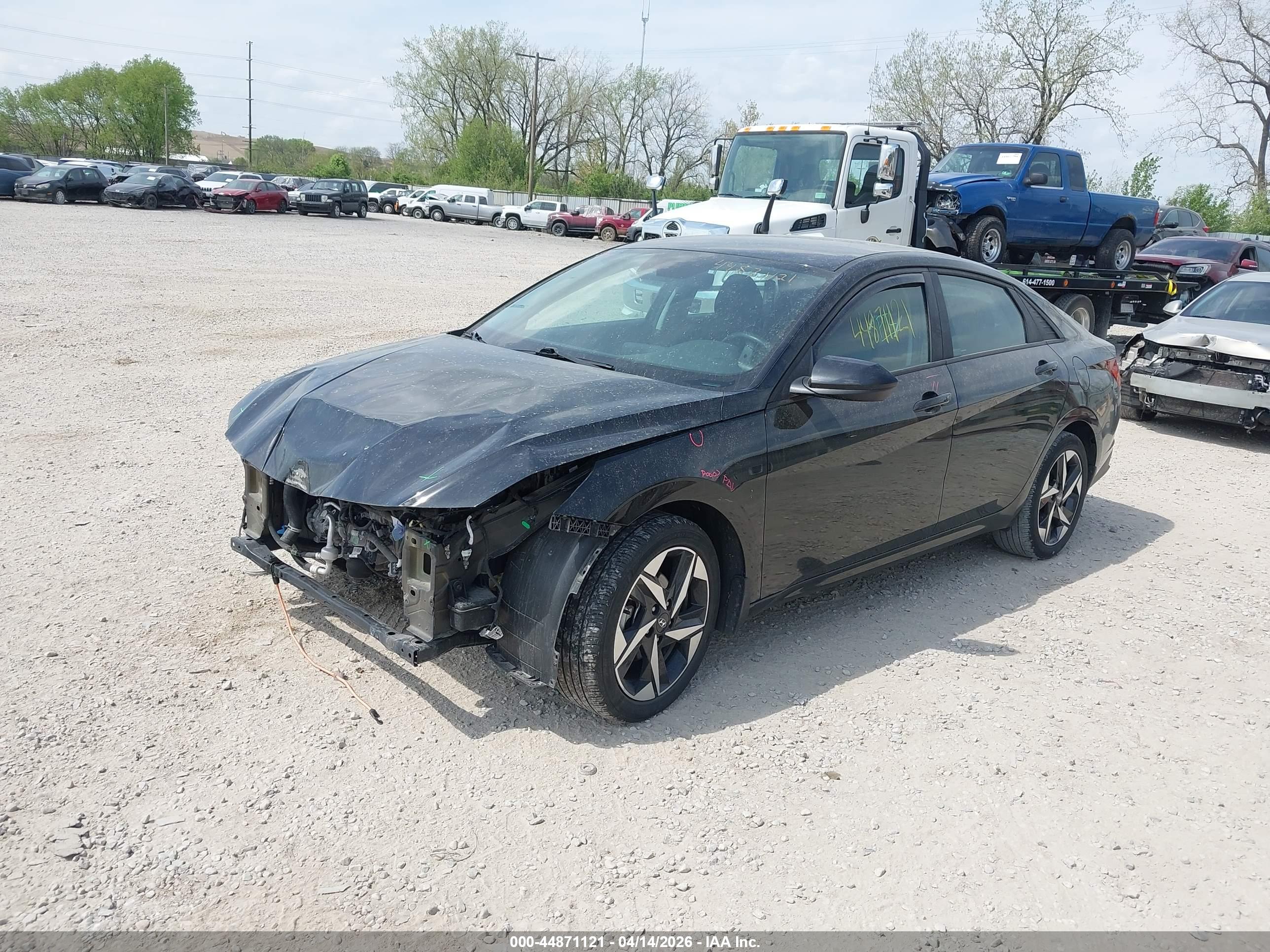HYUNDAI ELANTRA image 2