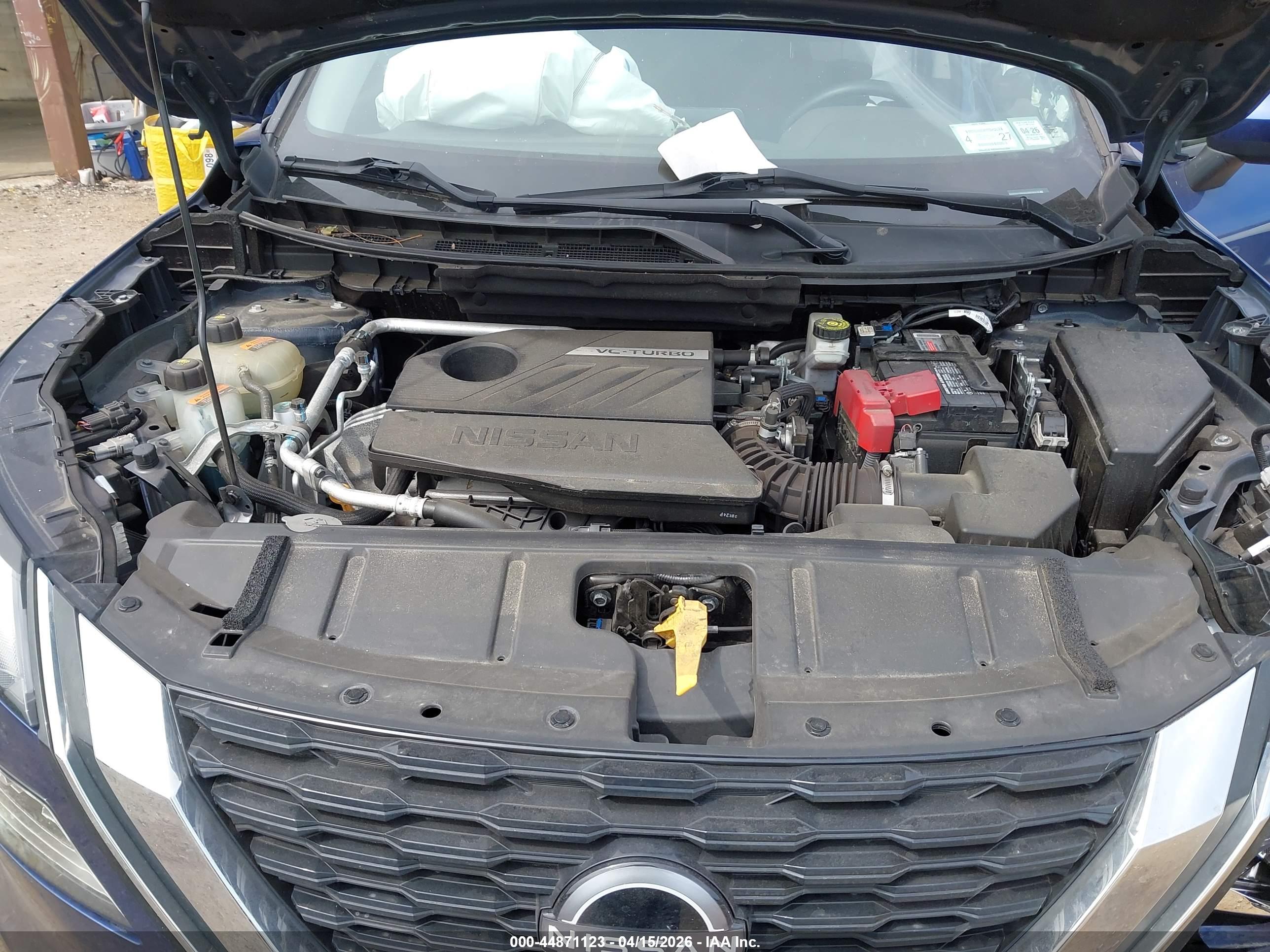 NISSAN ROGUE image 10