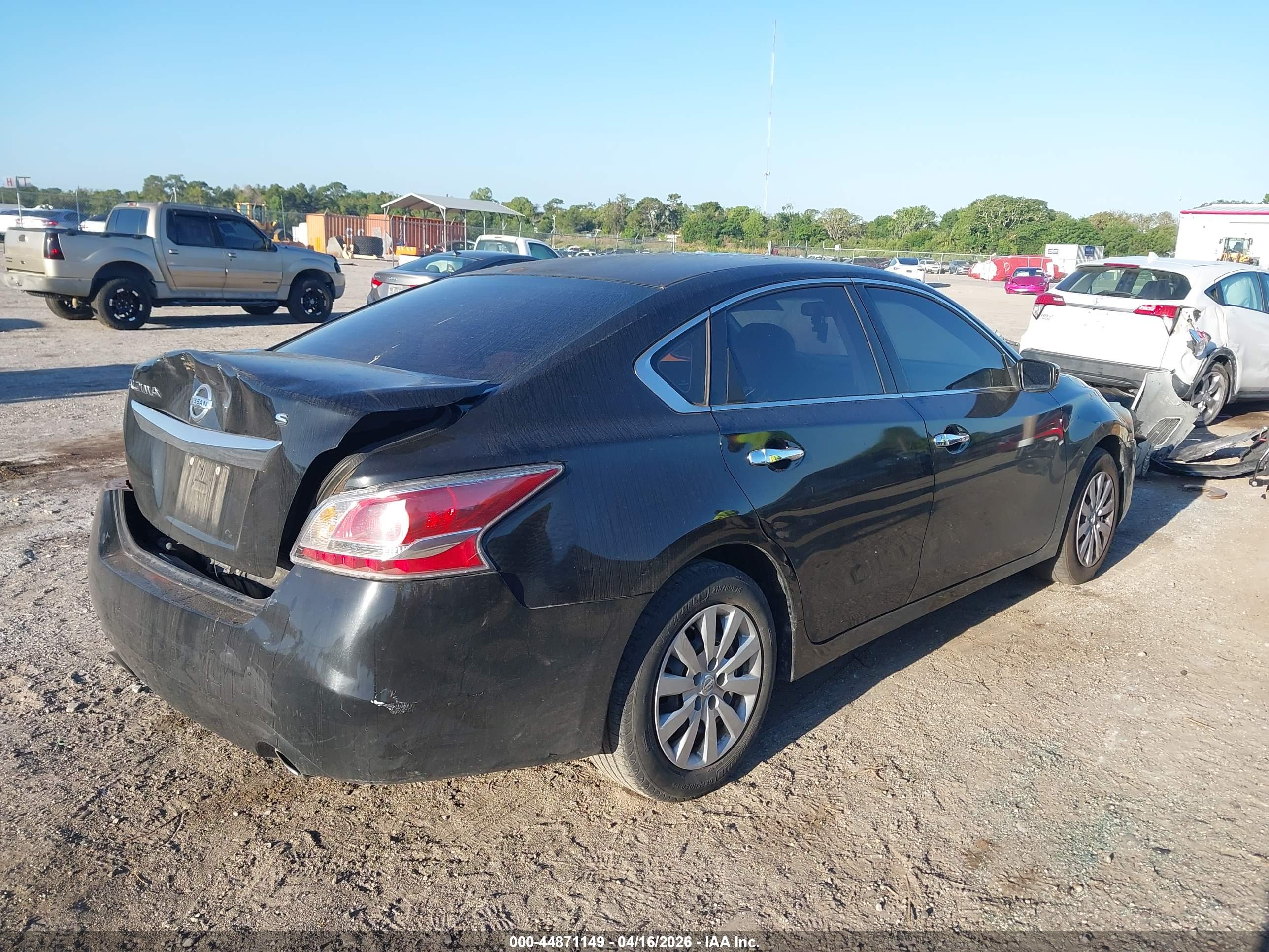 NISSAN ALTIMA image 4
