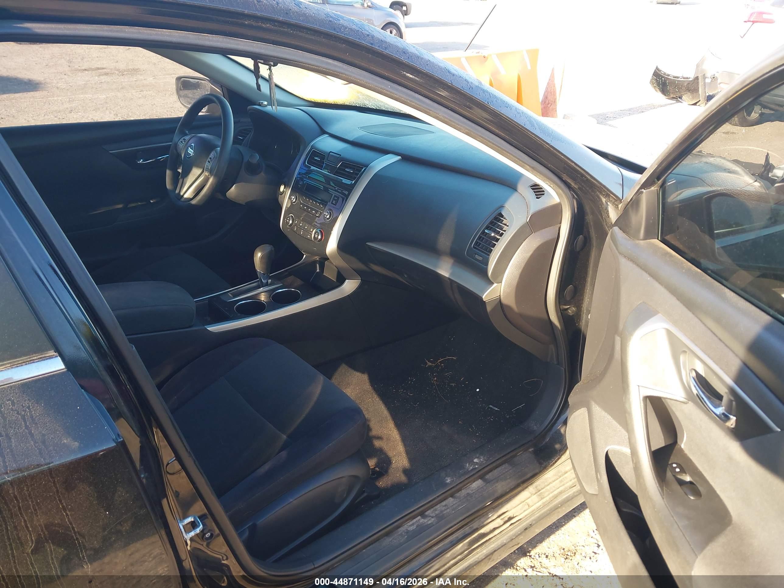 NISSAN ALTIMA image 5