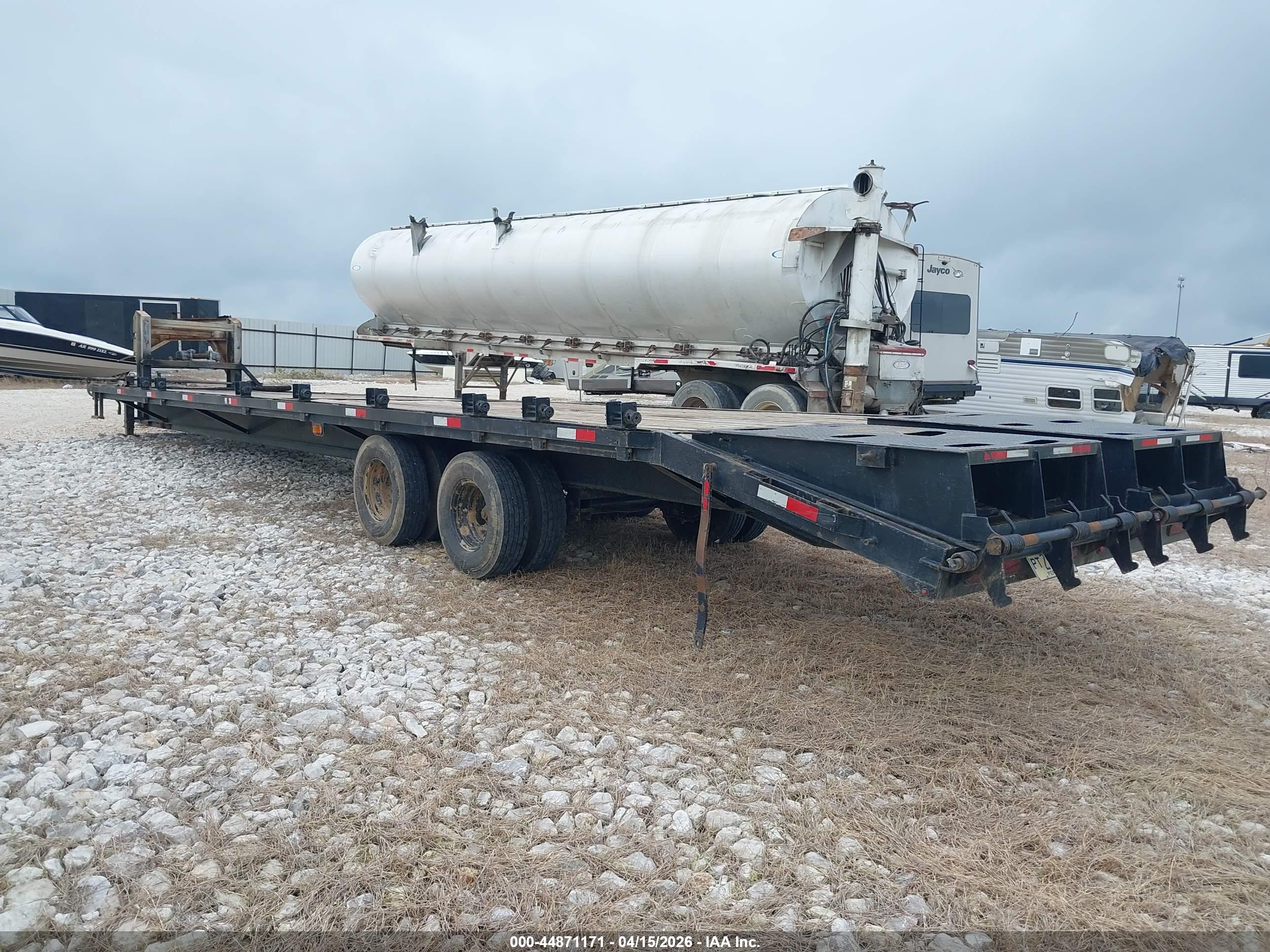STRYKER TRAILERS image 3